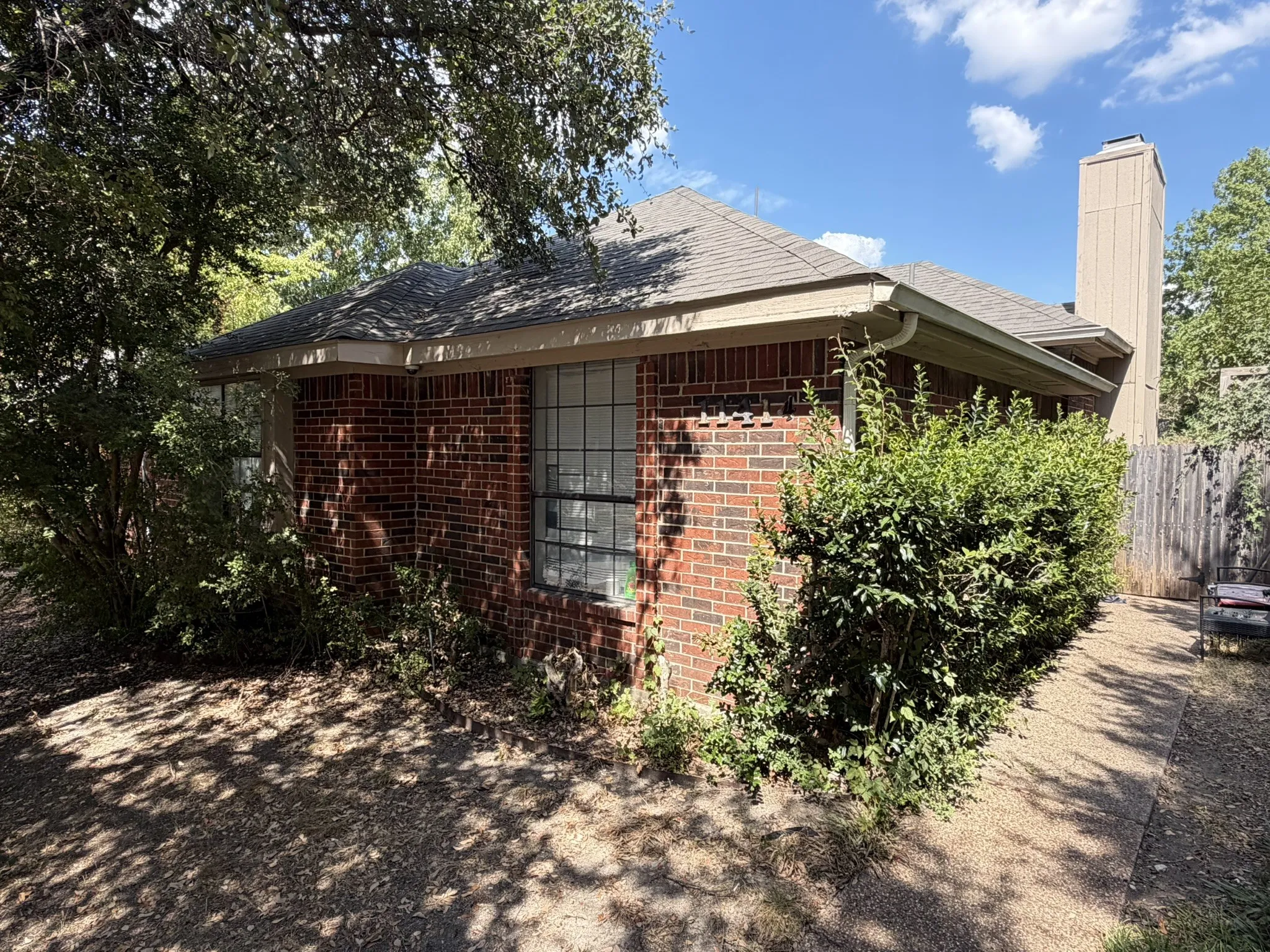 Duplex For Sale in Dallas County , 11416 Summertree Lane, Dallas, Texas 75243, 4 Bedroom, 4 Bathroom, 4 Garage spaces, 0 Sqft, built in 1982, mls#21390542, Real Estate Agent in Dallas, Homes For Sale in Dallas county, Homes For Sale in Dallas, Realtor in Dallas Texas, Real Estate Brokerage Independent Realty Texas, Luminita Cordes Realtor