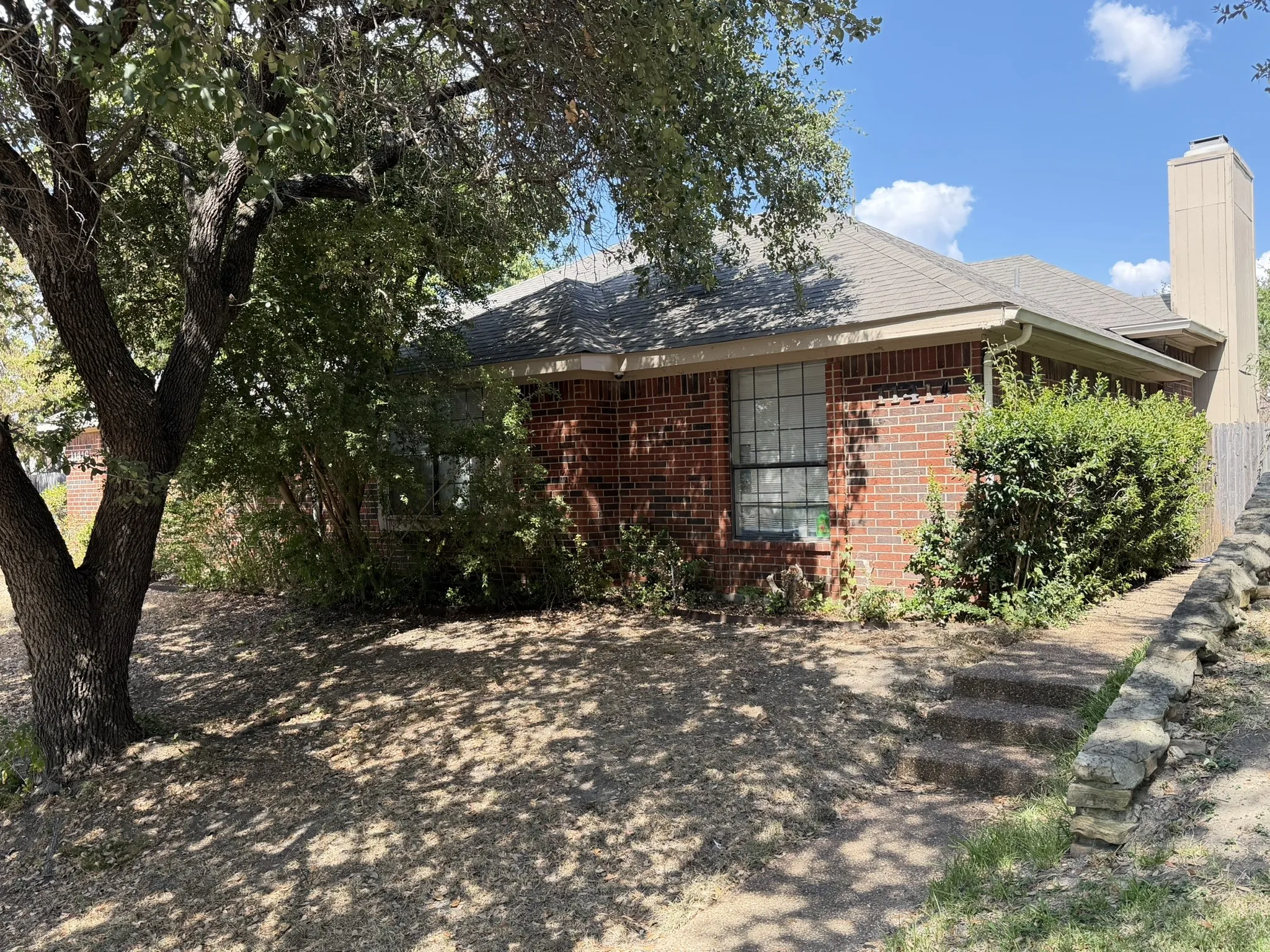 Duplex For Sale in Dallas County , 11416 Summertree Lane, Dallas, Texas 75243, 4 Bedroom, 4 Bathroom, 4 Garage spaces, 0 Sqft, built in 1982, mls#21390542, Real Estate Agent in Dallas, Homes For Sale in Dallas county, Homes For Sale in Dallas, Realtor in Dallas Texas, Real Estate Brokerage Independent Realty Texas, Luminita Cordes Realtor