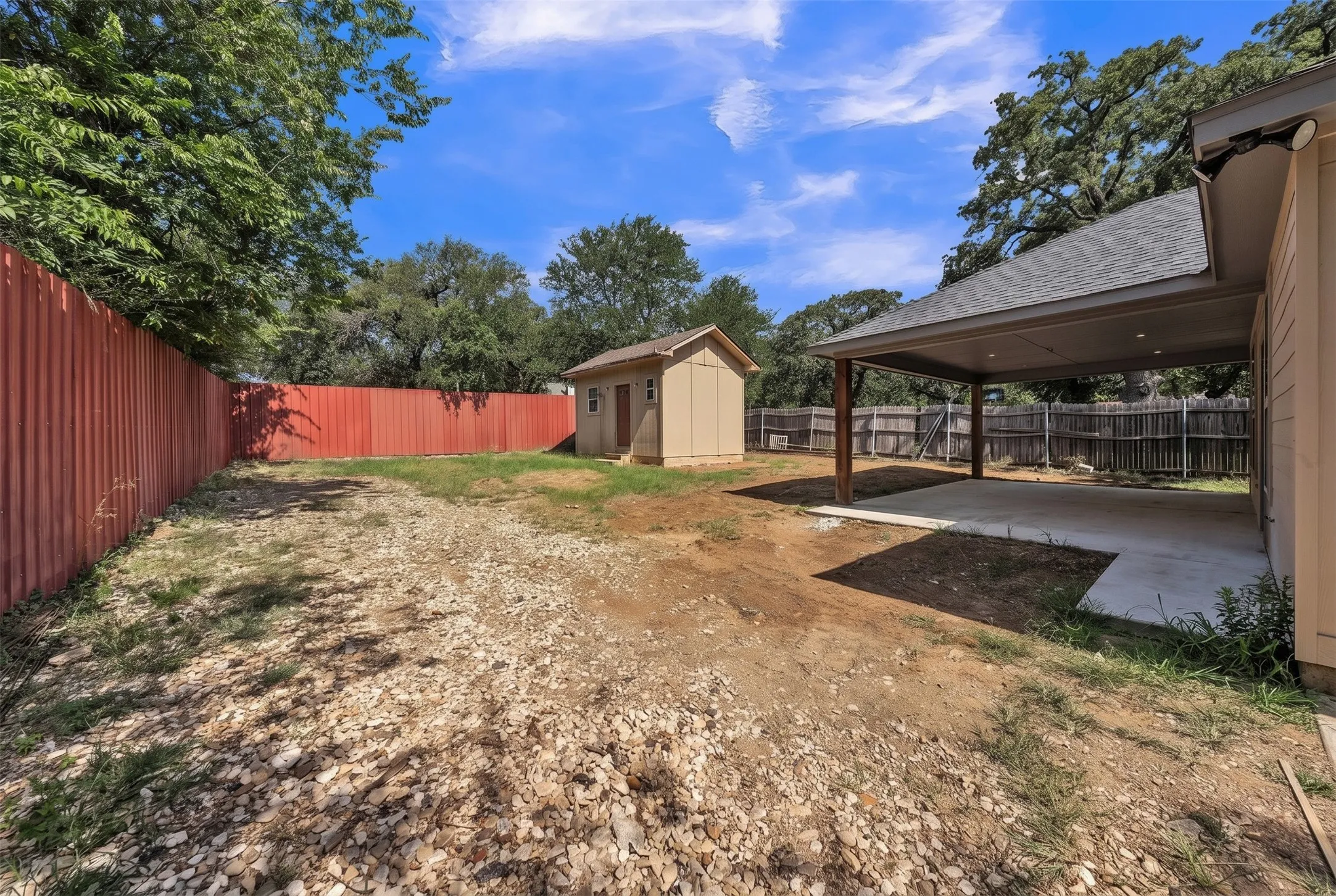 Single Family Residence For Sale in Tarrant County , 2740 Canton Drive, Fort Worth, Texas 76112, 3 Bedroom, 2 Bathroom, Garage spaces, 1,913 Sqft, built in 1946, mls#21390796, Real Estate Agent in Fort Worth, Homes For Sale in Tarrant county, Homes For Sale in Fort Worth, Realtor in Fort Worth Texas, Real Estate Brokerage Independent Realty Texas, Luminita Cordes Realtor
