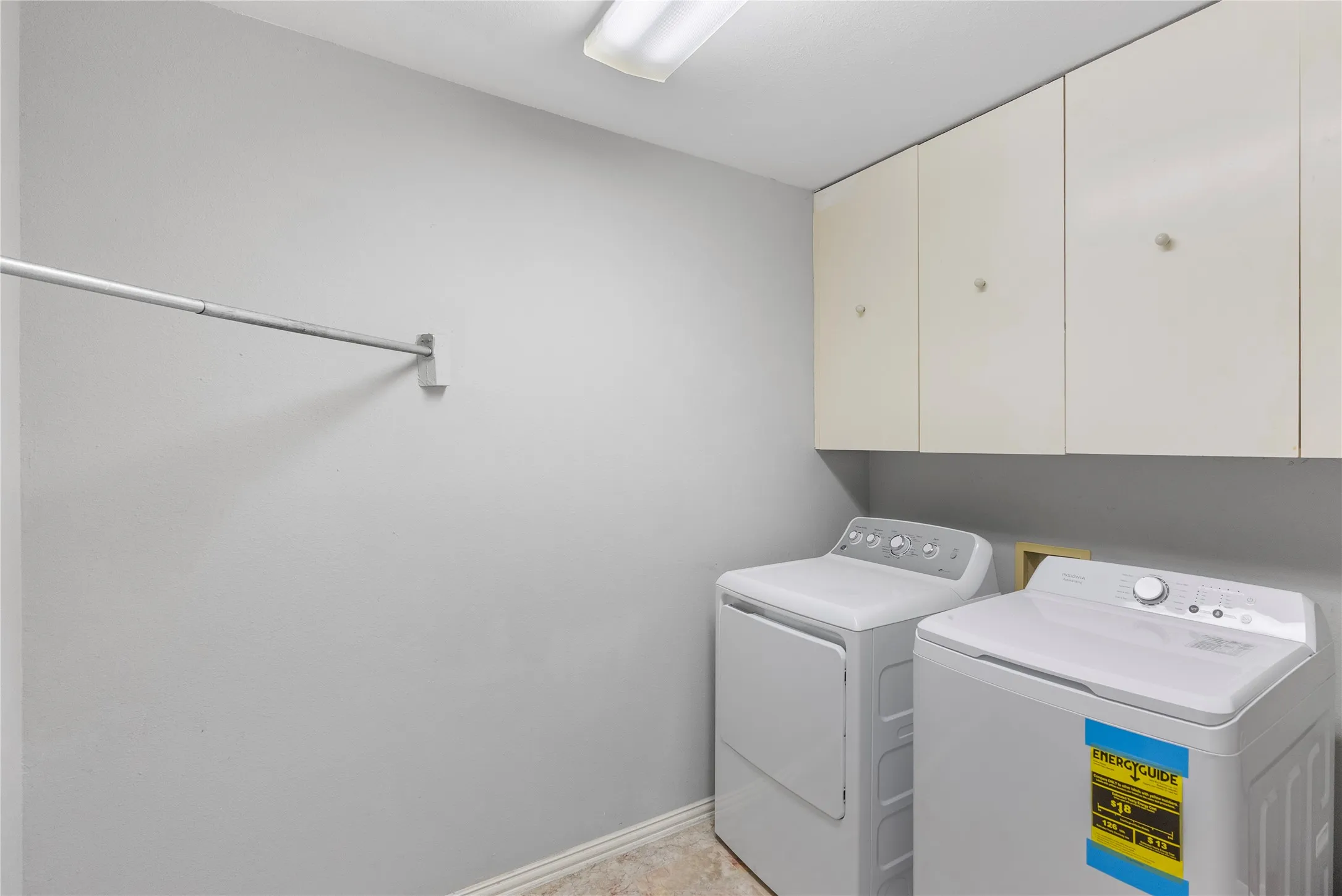 Single Family Residence For Rent in Dallas County , 3024 Encino Drive, Dallas, Texas 75228, 4 Bedroom, 3 Bathroom, 2 Garage spaces, 2,747 Sqft, built in 1991, mls#21390808, Real Estate Agent in Dallas, Homes For Rent in Dallas county, Homes For Rent in Dallas, Realtor in Dallas Texas, Real Estate Brokerage Independent Realty Texas, Luminita Cordes Realtor