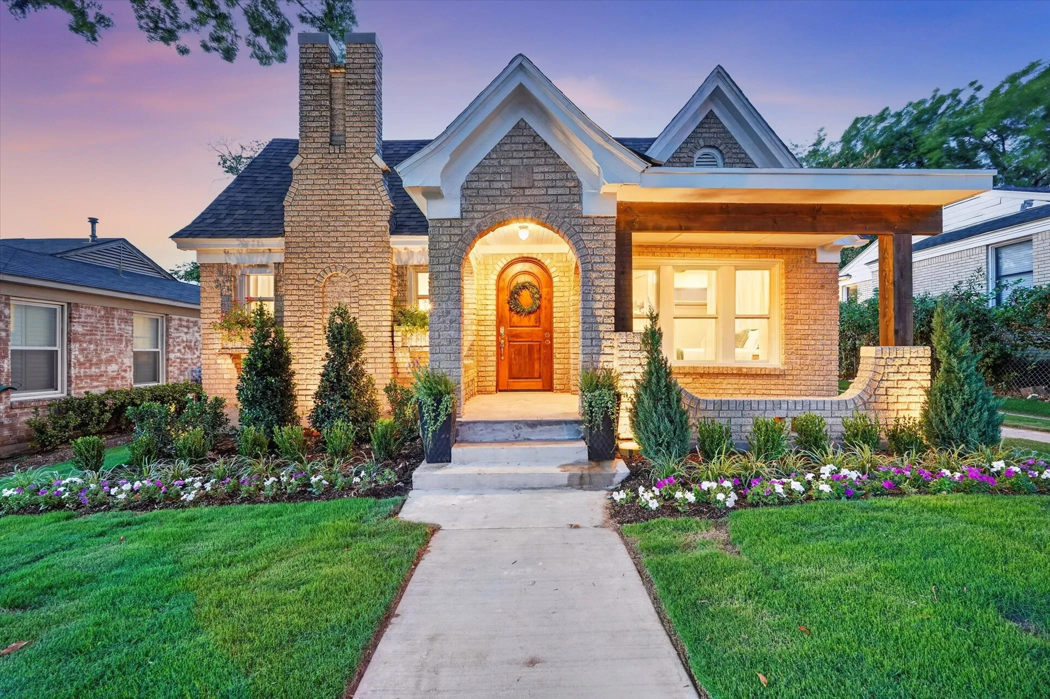 Single Family Residence For Sale