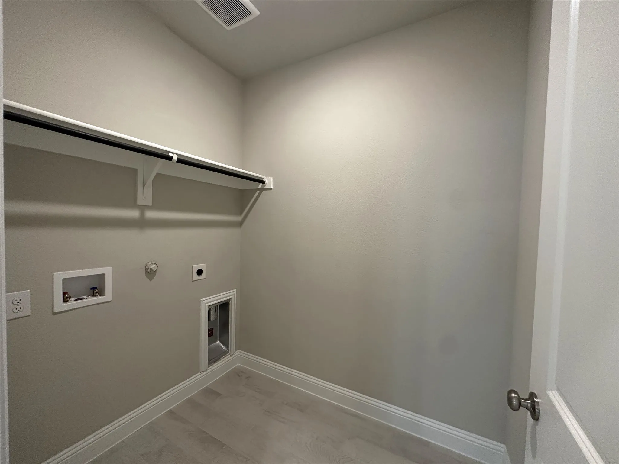 Single Family Residence For Rent in Collin County , 601 Tartane Drive, Anna, Texas 75409, 3 Bedroom, 2 Bathroom, 2 Garage spaces, 1,799 Sqft, built in 2024, mls#21390814, Real Estate Agent in Anna, Homes For Rent in Collin county, Homes For Rent in Anna, Realtor in Anna Texas, Real Estate Brokerage Independent Realty Texas, Luminita Cordes Realtor