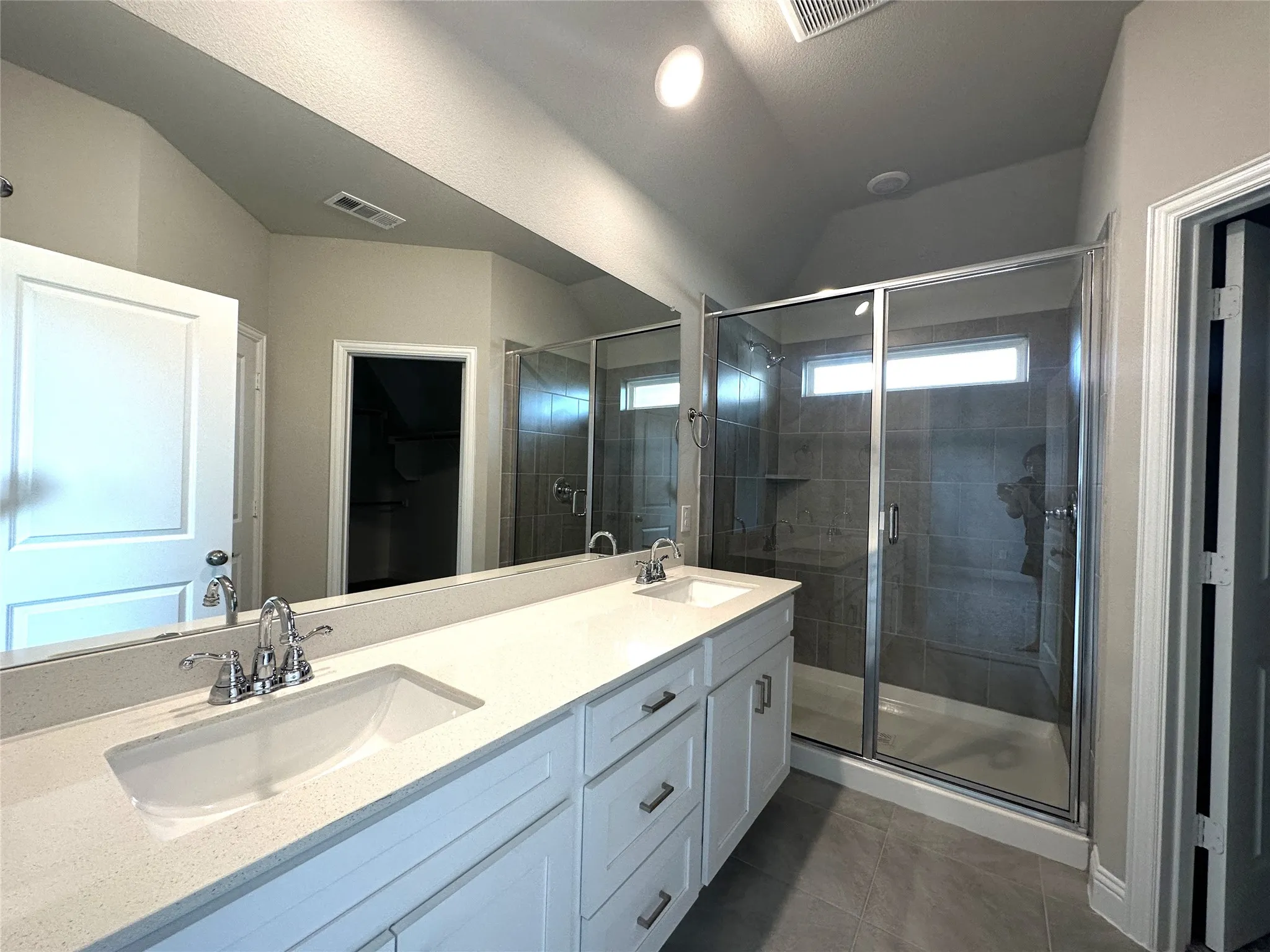Single Family Residence For Rent in Collin County , 601 Tartane Drive, Anna, Texas 75409, 3 Bedroom, 2 Bathroom, 2 Garage spaces, 1,799 Sqft, built in 2024, mls#21390814, Real Estate Agent in Anna, Homes For Rent in Collin county, Homes For Rent in Anna, Realtor in Anna Texas, Real Estate Brokerage Independent Realty Texas, Luminita Cordes Realtor