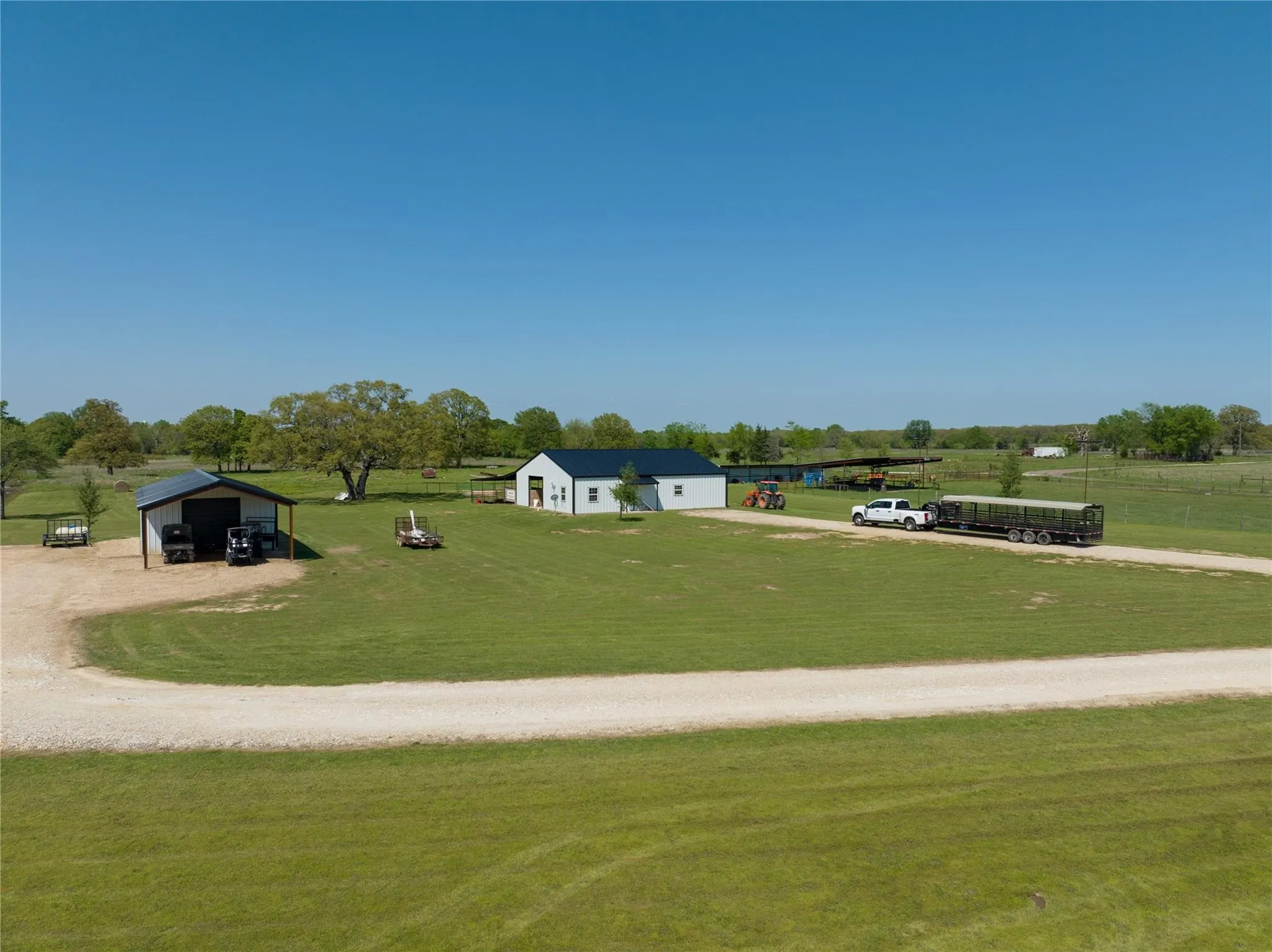 Farm For Sale in Lamar County , 633 CR 44550, Paris, Texas 75462, 3 Bedroom, 2 Bathroom, Garage spaces, 2,025 Sqft, built in 2020, mls#21390812, Real Estate Agent in Paris, Homes For Sale in Lamar county, Homes For Sale in Paris, Realtor in Paris Texas, Real Estate Brokerage Independent Realty Texas, Luminita Cordes Realtor