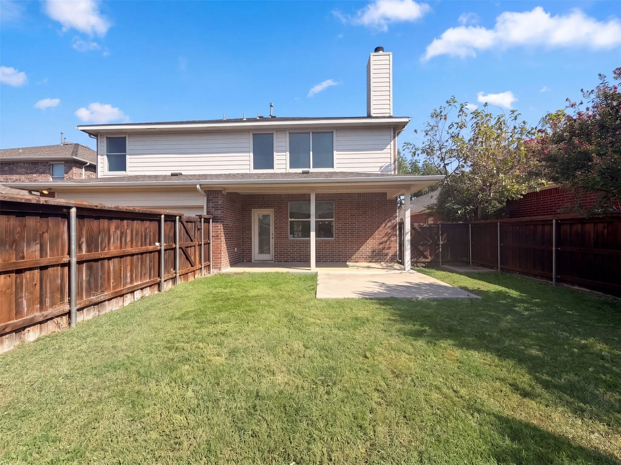 Single Family Residence For Sale in Collin County , 1304 Grapevine Drive, Allen, Texas 75002, 4 Bedroom, 4 Bathroom, 2 Garage spaces, 3,297 Sqft, built in 2003, mls#21390136, Real Estate Agent in Allen, Homes For Sale in Collin county, Homes For Sale in Allen, Realtor in Allen Texas, Real Estate Brokerage Independent Realty Texas, Luminita Cordes Realtor