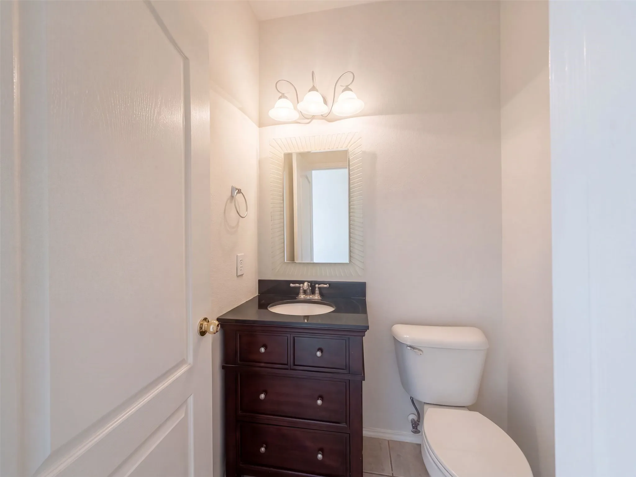 Single Family Residence For Sale in Collin County , 1304 Grapevine Drive, Allen, Texas 75002, 4 Bedroom, 4 Bathroom, 2 Garage spaces, 3,297 Sqft, built in 2003, mls#21390136, Real Estate Agent in Allen, Homes For Sale in Collin county, Homes For Sale in Allen, Realtor in Allen Texas, Real Estate Brokerage Independent Realty Texas, Luminita Cordes Realtor