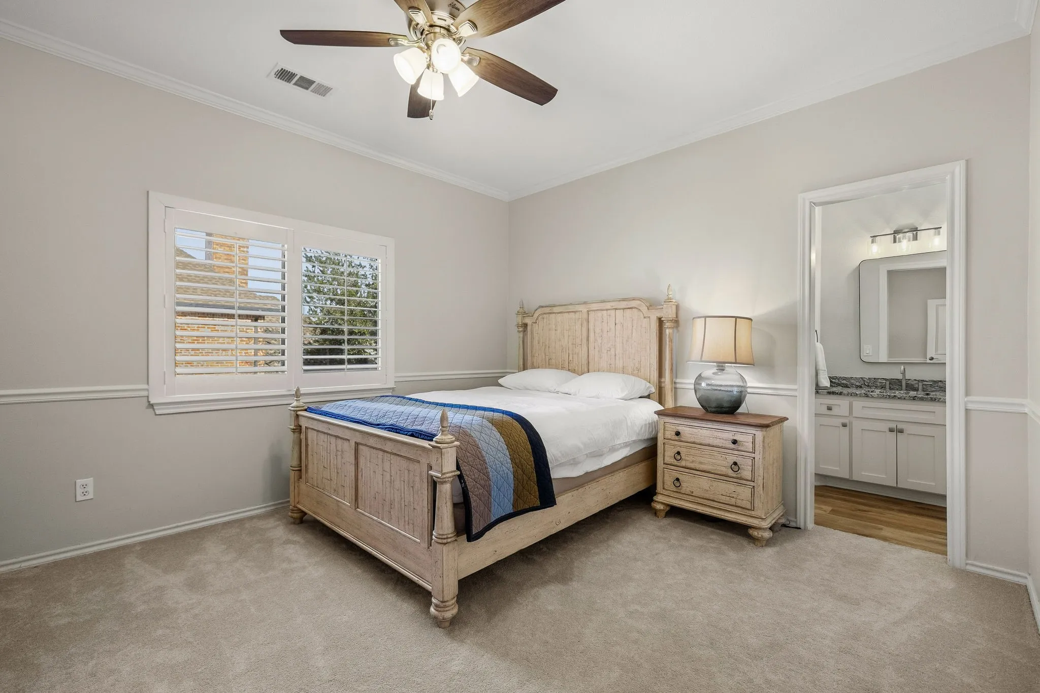 Secondary bedroom with walk-in closet & access to Jack & Jill bathroom.