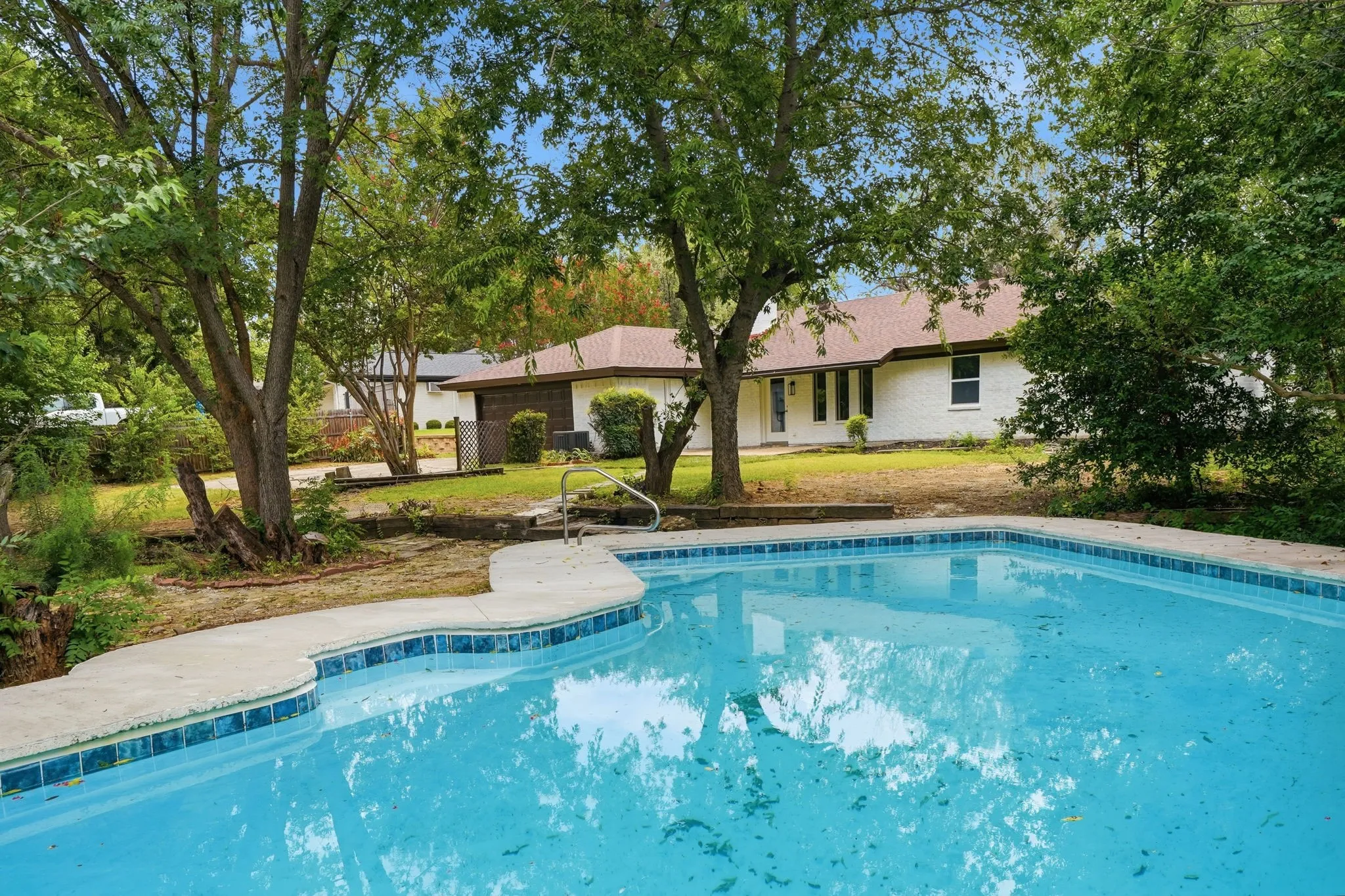 Single Family Residence For Sale