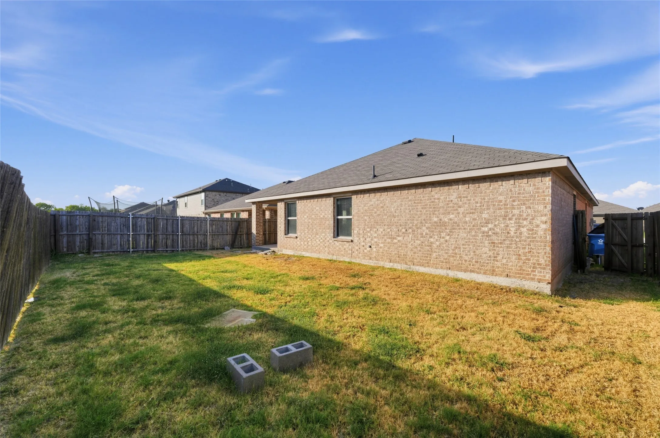 Single Family Residence For Sale in Kaufman County , 2316 Pontotoc Drive, Forney, Texas 75126, 4 Bedroom, 2 Bathroom, 1 Garage spaces, 1,905 Sqft, built in 2018, mls#21390674, Real Estate Agent in Forney, Homes For Sale in Kaufman county, Homes For Sale in Forney, Realtor in Forney Texas, Real Estate Brokerage Independent Realty Texas, Luminita Cordes Realtor