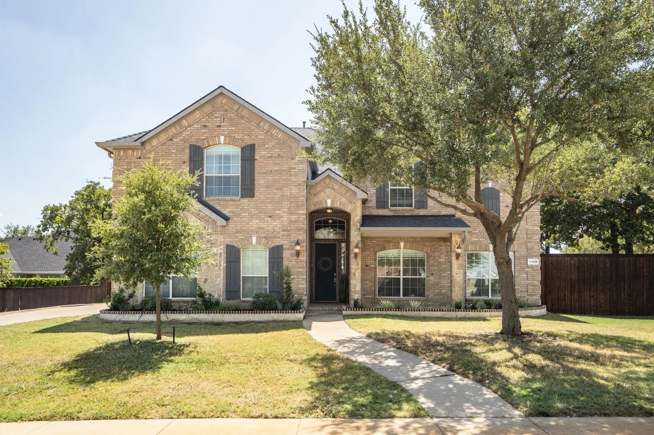 Single Family Residence For Sale