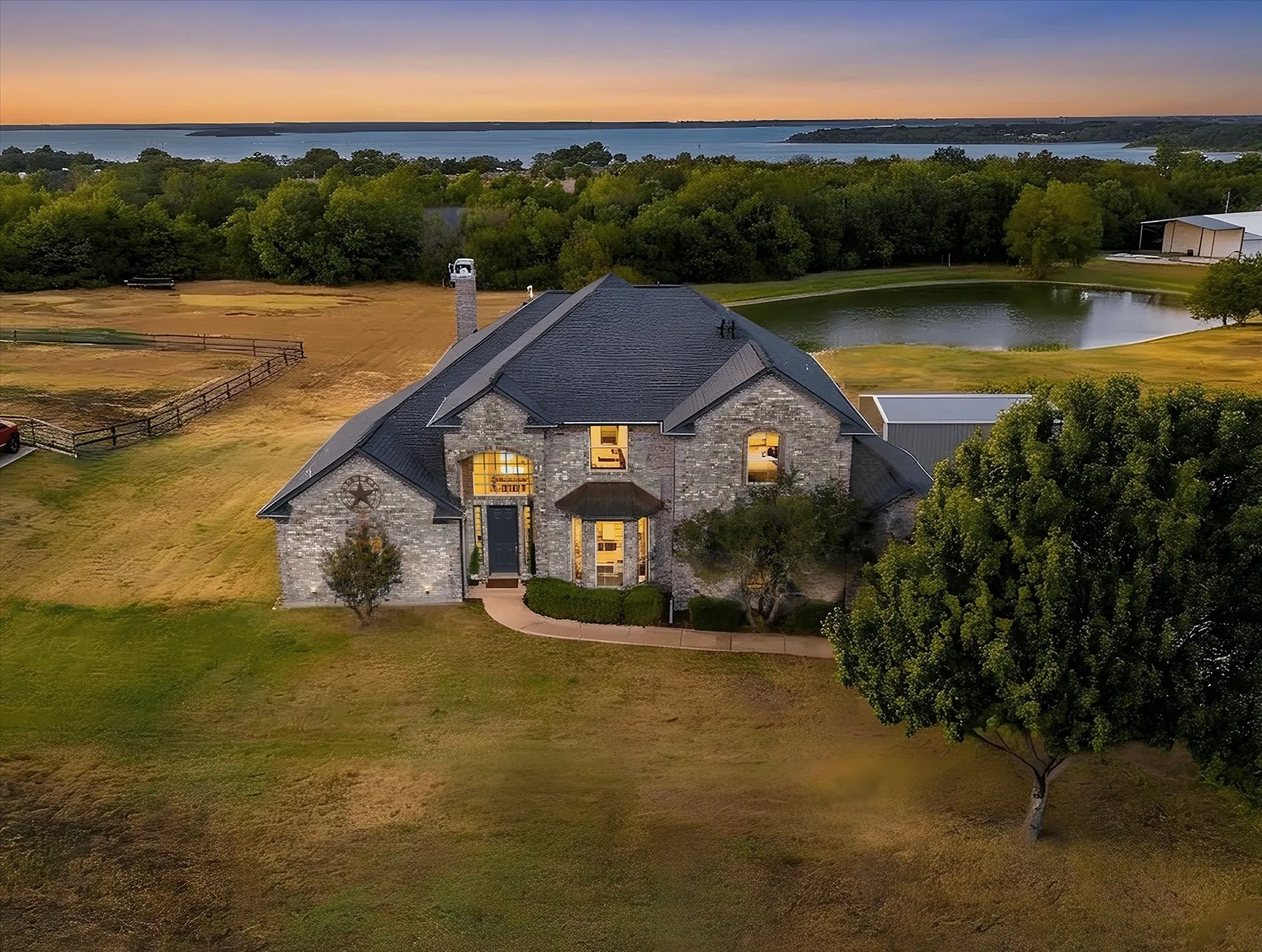 Gorgeous country estate welcomes your arrival!