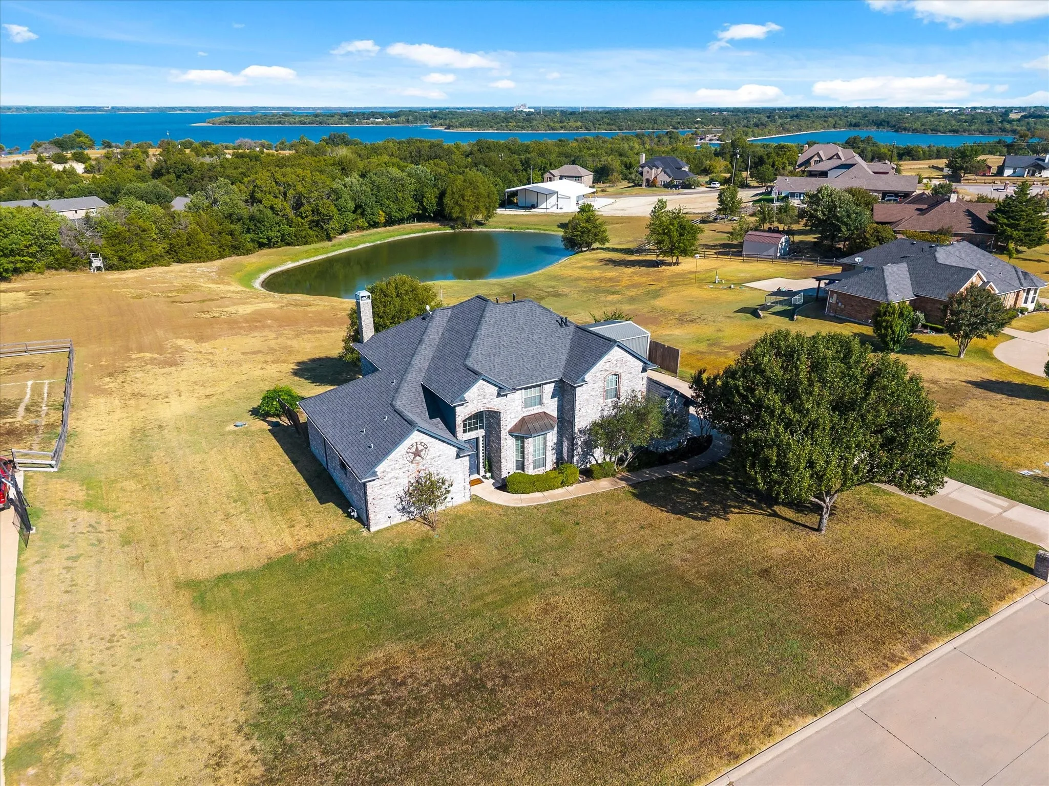 Beautiful country estate awaits your arrival!