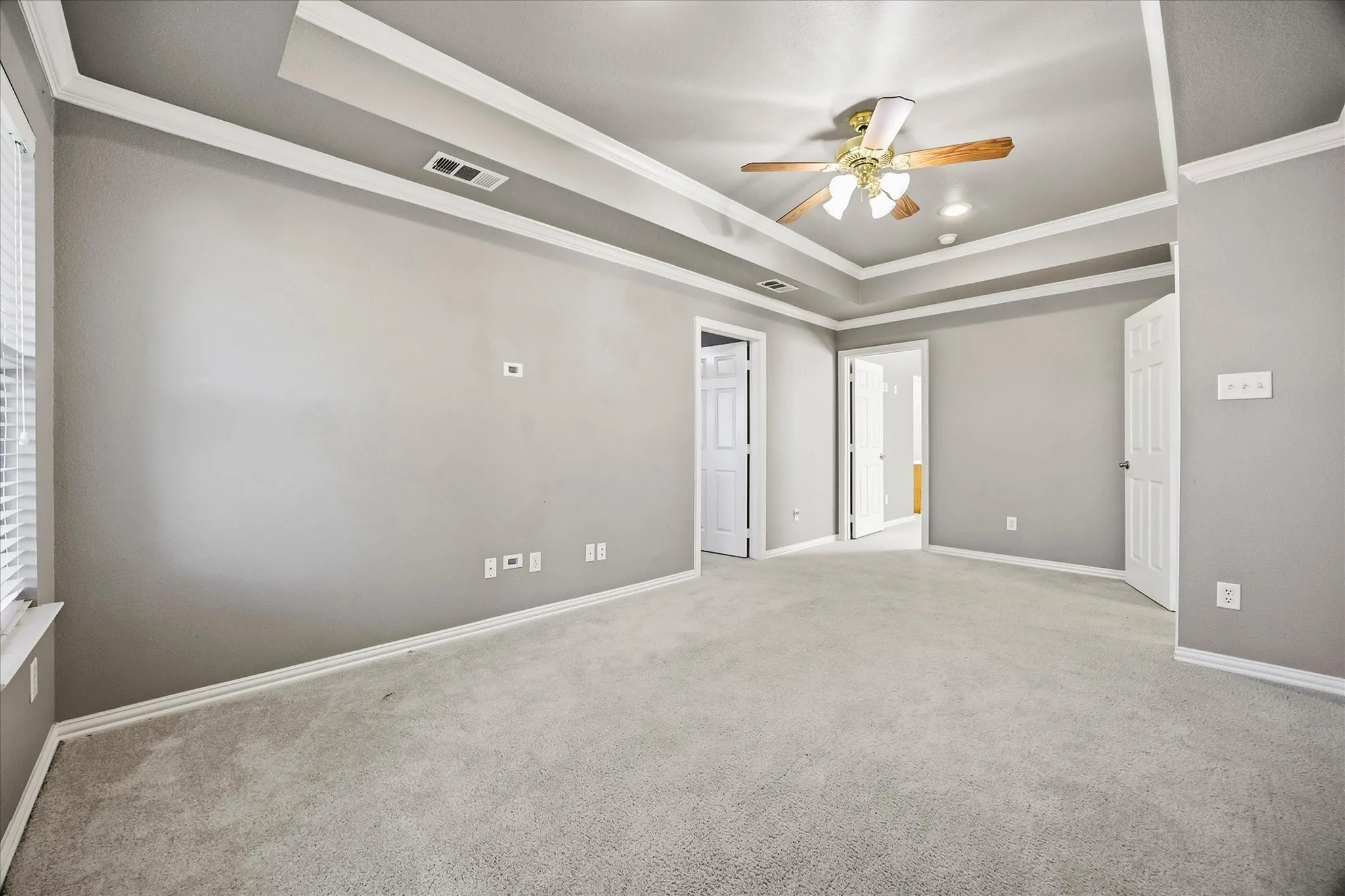Plenty of room here!