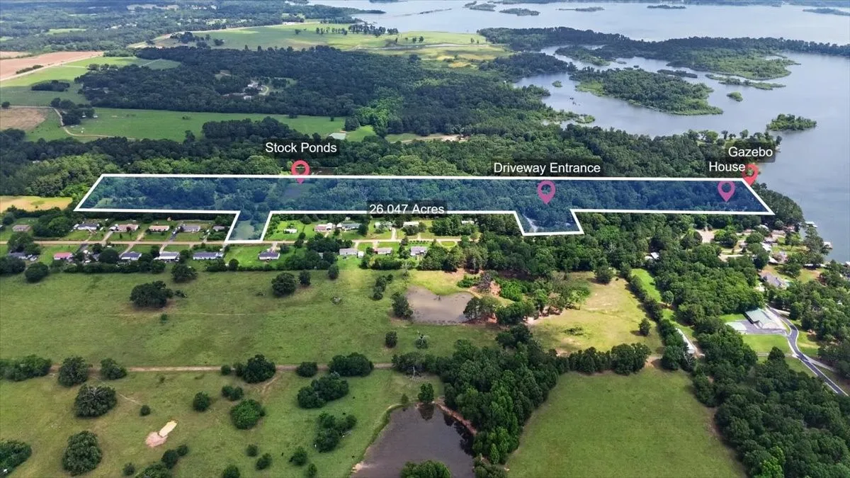 Single Family Residence For Sale in Henderson County , 21277 Joe Paul Lane R, Chandler, Texas 75758, 2 Bedroom, 2 Bathroom, 3 Garage spaces, 1,400 Sqft, built in 2023, mls#21366376, Real Estate Agent in Chandler, Homes For Sale in Henderson county, Homes For Sale in Chandler, Realtor in Chandler Texas, Real Estate Brokerage Independent Realty Texas, Luminita Cordes Realtor