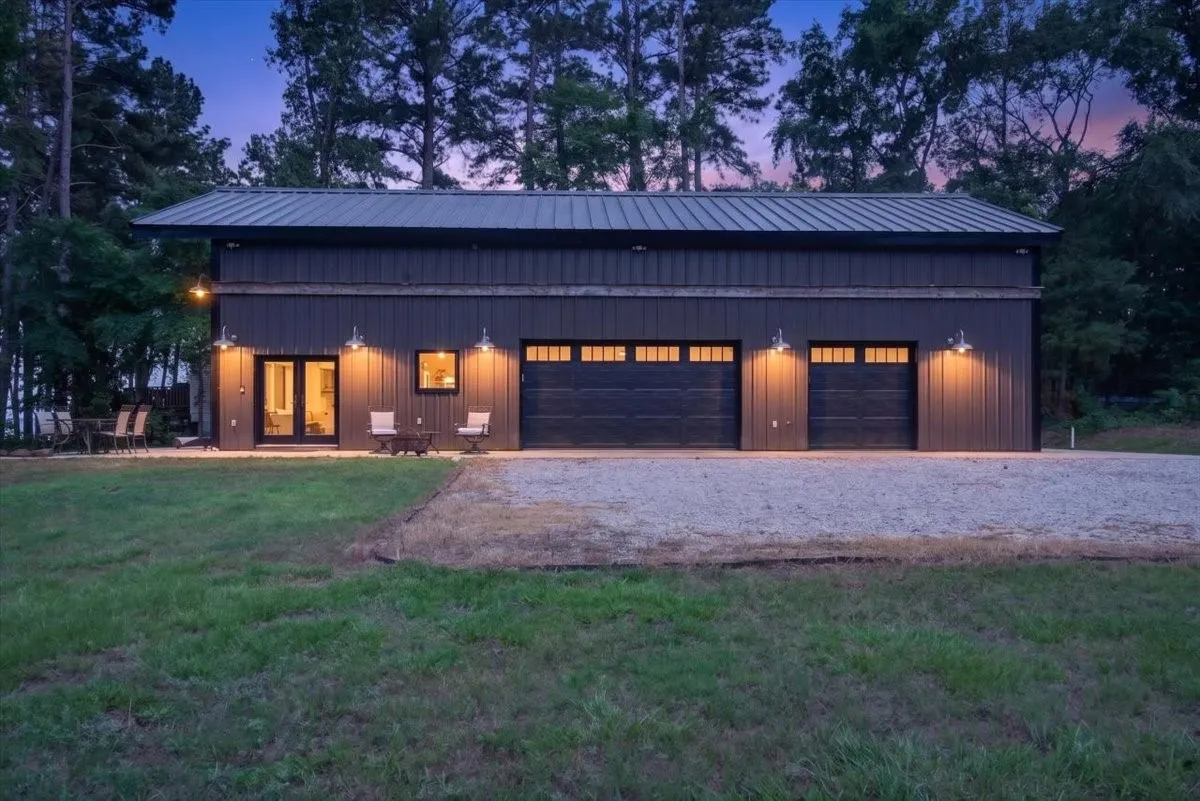 Single Family Residence For Sale in Henderson County , 21277 Joe Paul Lane R, Chandler, Texas 75758, 2 Bedroom, 2 Bathroom, 3 Garage spaces, 1,400 Sqft, built in 2023, mls#21366376, Real Estate Agent in Chandler, Homes For Sale in Henderson county, Homes For Sale in Chandler, Realtor in Chandler Texas, Real Estate Brokerage Independent Realty Texas, Luminita Cordes Realtor