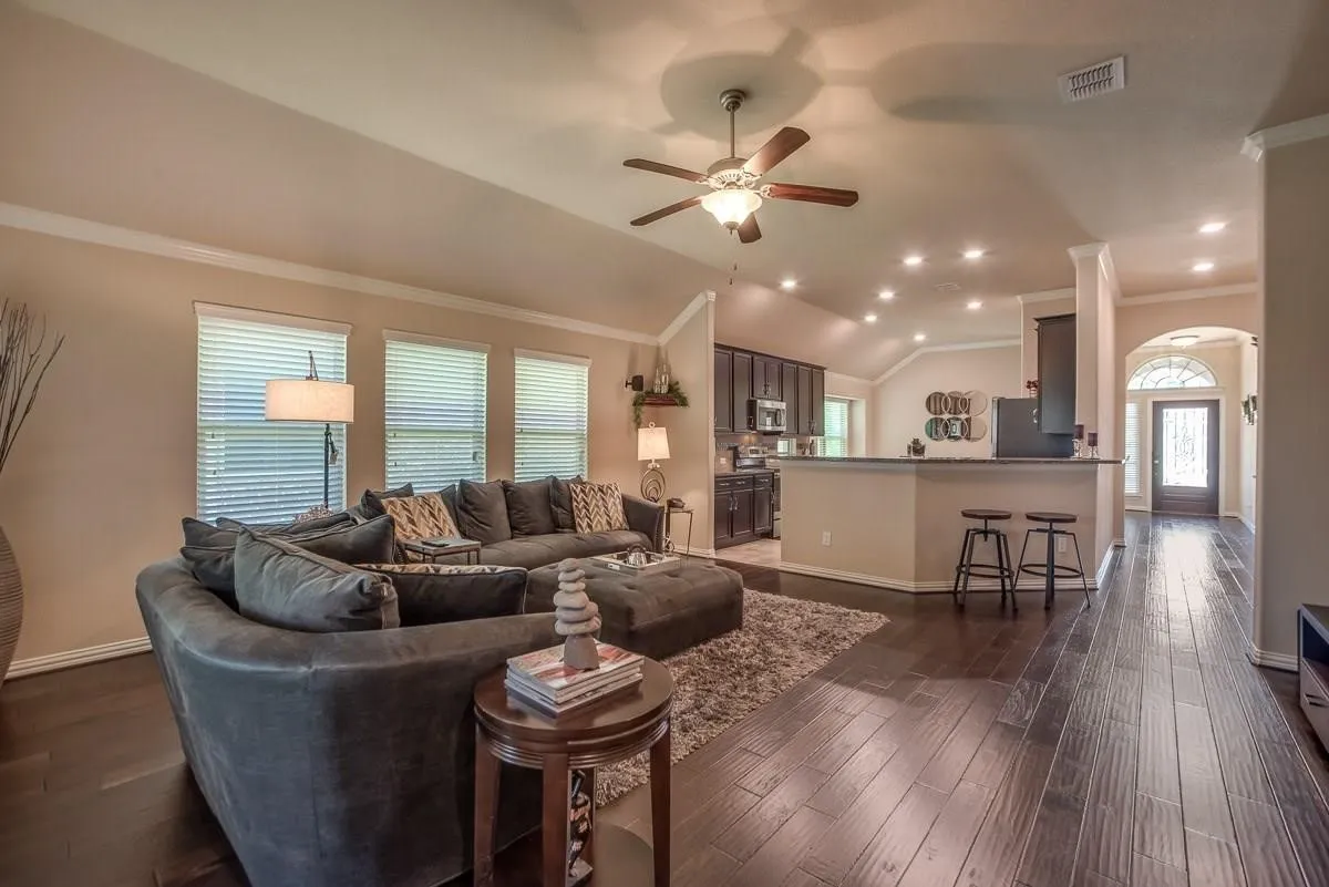 Single Family Residence For Rent in Denton County , 5209 Texana Drive, Frisco, Texas 75036, 4 Bedroom, 2 Bathroom, 2 Garage spaces, 2,063 Sqft, built in 2016, mls#21388030, Real Estate Agent in Frisco, Homes For Rent in Denton county, Homes For Rent in Frisco, Realtor in Frisco Texas, Real Estate Brokerage Independent Realty Texas, Luminita Cordes Realtor