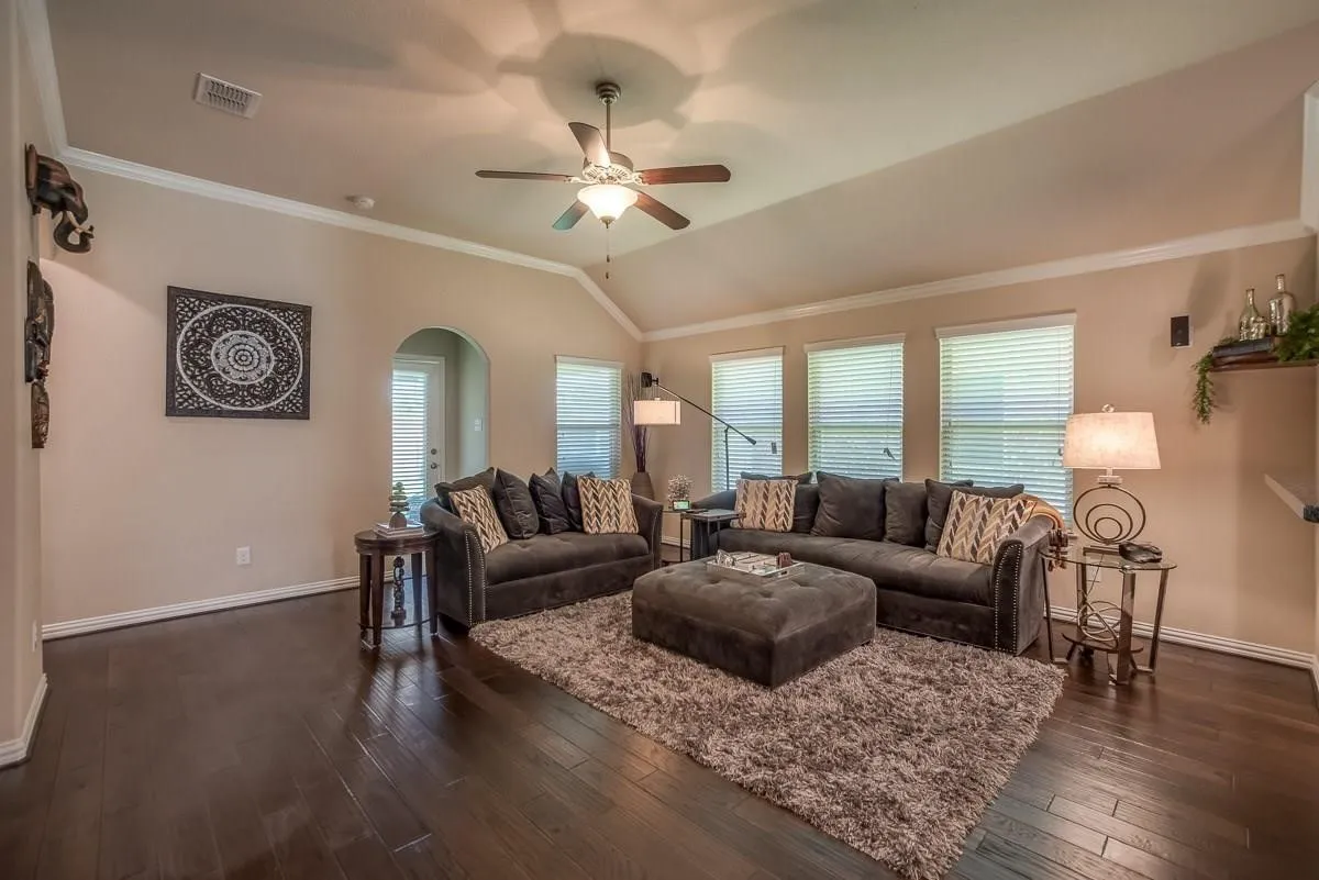 Single Family Residence For Rent in Denton County , 5209 Texana Drive, Frisco, Texas 75036, 4 Bedroom, 2 Bathroom, 2 Garage spaces, 2,063 Sqft, built in 2016, mls#21388030, Real Estate Agent in Frisco, Homes For Rent in Denton county, Homes For Rent in Frisco, Realtor in Frisco Texas, Real Estate Brokerage Independent Realty Texas, Luminita Cordes Realtor