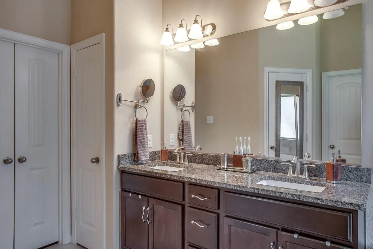 Single Family Residence For Rent in Denton County , 5209 Texana Drive, Frisco, Texas 75036, 4 Bedroom, 2 Bathroom, 2 Garage spaces, 2,063 Sqft, built in 2016, mls#21388030, Real Estate Agent in Frisco, Homes For Rent in Denton county, Homes For Rent in Frisco, Realtor in Frisco Texas, Real Estate Brokerage Independent Realty Texas, Luminita Cordes Realtor