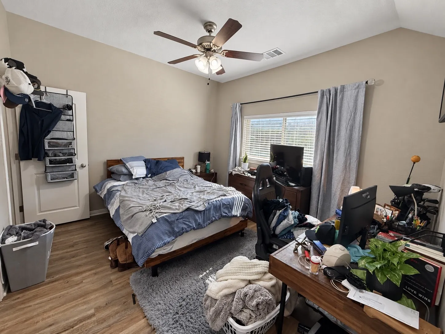 Single Family Residence For Sale in Mc Lennan County , 208 Church Avenue, Waco, Texas 76706, 4 Bedroom, 5 Bathroom, Garage spaces, 1,575 Sqft, built in 2017, mls#21385208, Real Estate Agent in Waco, Homes For Sale in Mc Lennan county, Homes For Sale in Waco, Realtor in Waco Texas, Real Estate Brokerage Independent Realty Texas, Luminita Cordes Realtor