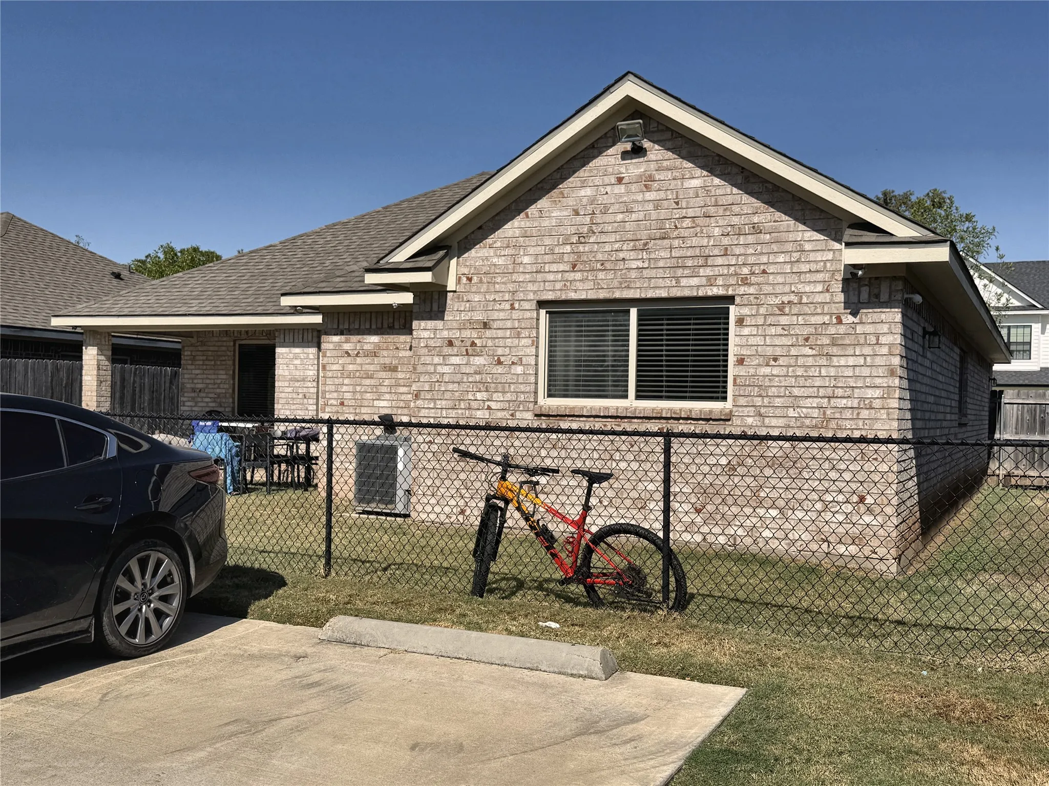Single Family Residence For Sale in Mc Lennan County , 208 Church Avenue, Waco, Texas 76706, 4 Bedroom, 5 Bathroom, Garage spaces, 1,575 Sqft, built in 2017, mls#21385208, Real Estate Agent in Waco, Homes For Sale in Mc Lennan county, Homes For Sale in Waco, Realtor in Waco Texas, Real Estate Brokerage Independent Realty Texas, Luminita Cordes Realtor