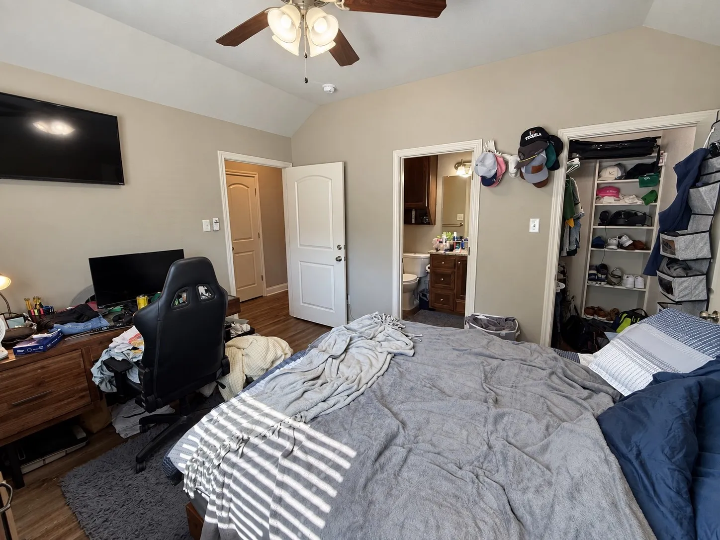 Single Family Residence For Sale in Mc Lennan County , 208 Church Avenue, Waco, Texas 76706, 4 Bedroom, 5 Bathroom, Garage spaces, 1,575 Sqft, built in 2017, mls#21385208, Real Estate Agent in Waco, Homes For Sale in Mc Lennan county, Homes For Sale in Waco, Realtor in Waco Texas, Real Estate Brokerage Independent Realty Texas, Luminita Cordes Realtor