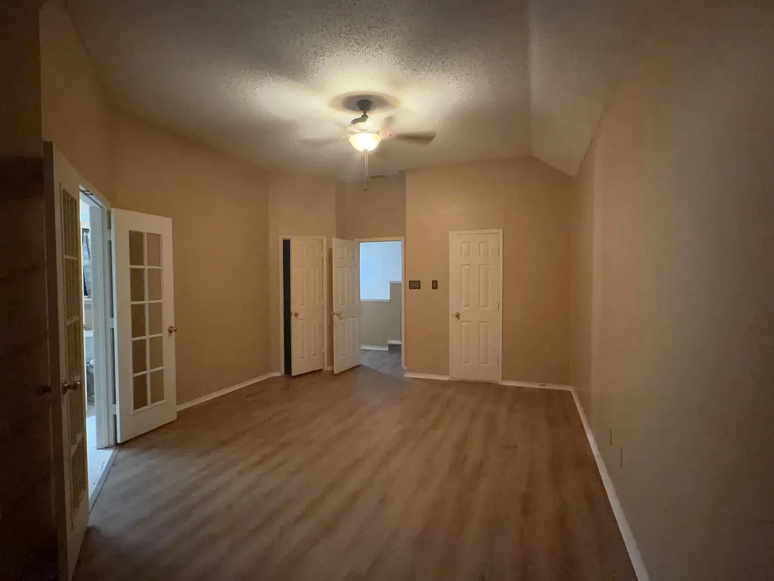 Single Family Residence For Rent in Collin County , 1208 Canoe Lane, Plano, Texas 75023, 5 Bedroom, 3 Bathroom, 2 Garage spaces, 2,068 Sqft, built in 1992, mls#21390832, Real Estate Agent in Plano, Homes For Rent in Collin county, Homes For Rent in Plano, Realtor in Plano Texas, Real Estate Brokerage Independent Realty Texas, Luminita Cordes Realtor