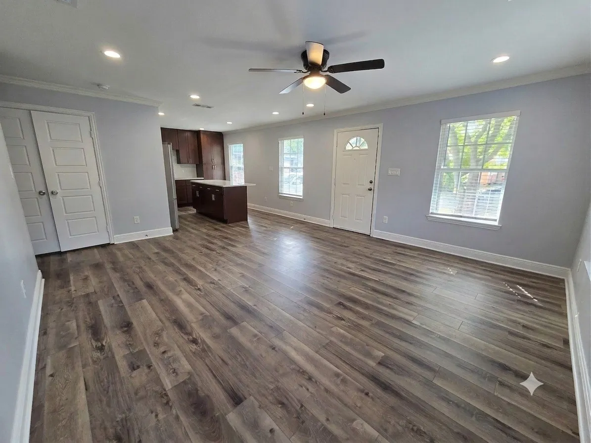 Single Family Residence For Rent in Dallas County , 914 17th Street, Grand Prairie, Texas 75050, 3 Bedroom, 2 Bathroom, Garage spaces, 1,310 Sqft, built in 1949, mls#21389744, Real Estate Agent in Grand Prairie, Homes For Rent in Dallas county, Homes For Rent in Grand Prairie, Realtor in Grand Prairie Texas, Real Estate Brokerage Independent Realty Texas, Luminita Cordes Realtor
