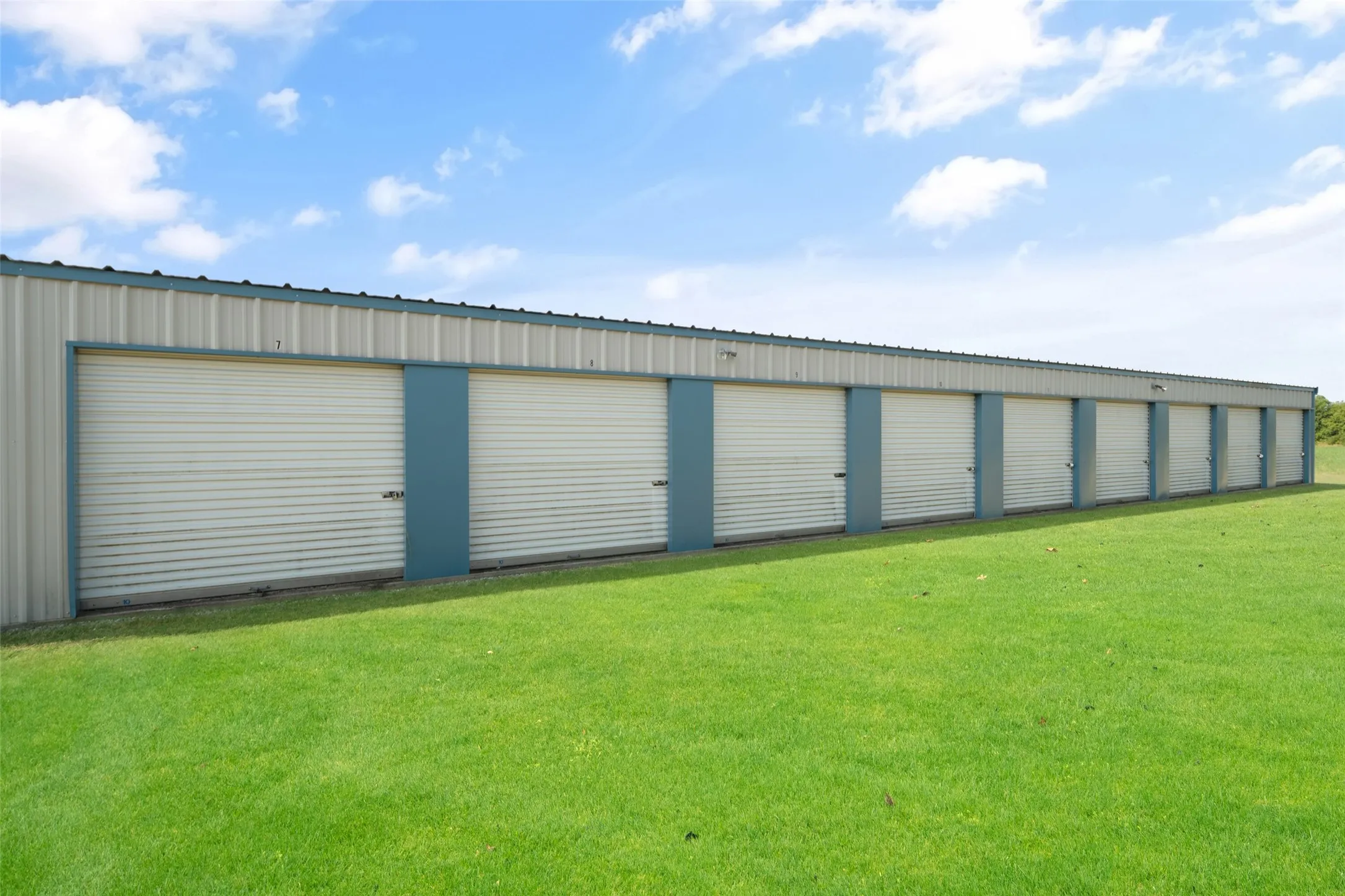 Warehouse For Sale in Fannin County , 1800 FM 815, Trenton, Texas 75490, 0, 0, Garage spaces, 0 Sqft, built in 2008, mls#21390385, Real Estate Agent in Trenton, Homes For Sale in Fannin county, Homes For Sale in Trenton, Realtor in Trenton Texas, Real Estate Brokerage Independent Realty Texas, Luminita Cordes Realtor