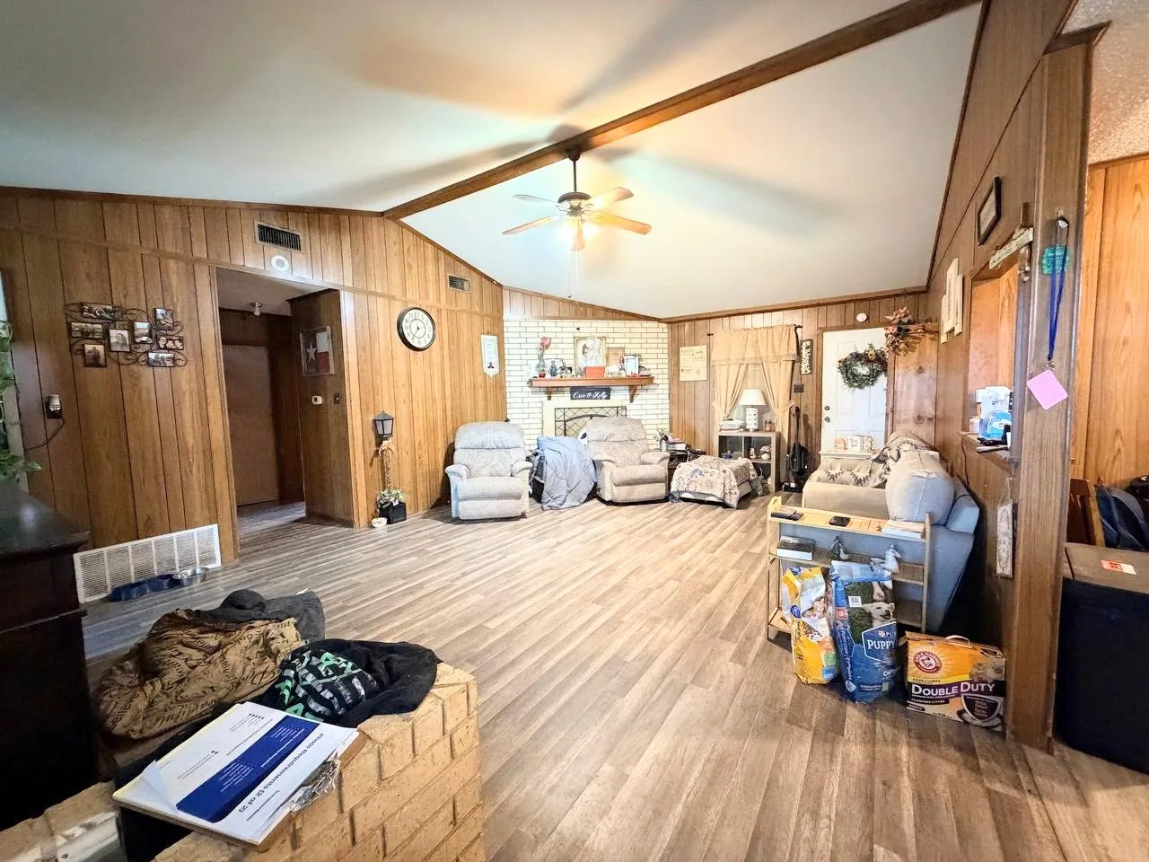 Single Family Residence For Sale in Freestone County , 167 Fcr 964, Wortham, Texas 76693, 4 Bedroom, 2 Bathroom, Garage spaces, 1,859 Sqft, built in 1972, mls#21390525, Real Estate Agent in Wortham, Homes For Sale in Freestone county, Homes For Sale in Wortham, Realtor in Wortham Texas, Real Estate Brokerage Independent Realty Texas, Luminita Cordes Realtor