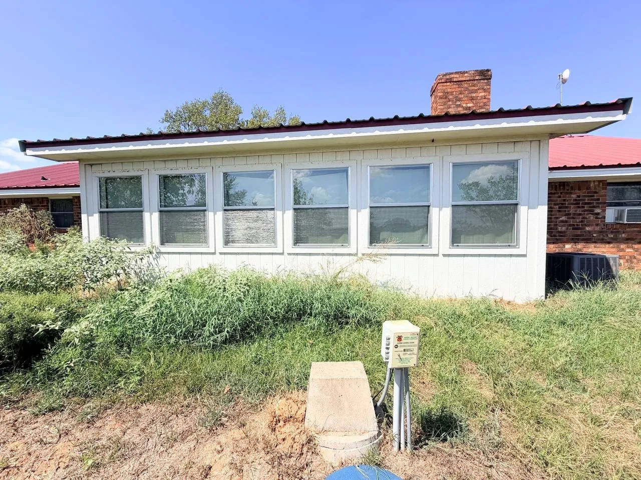 Single Family Residence For Sale in Freestone County , 167 Fcr 964, Wortham, Texas 76693, 4 Bedroom, 2 Bathroom, Garage spaces, 1,859 Sqft, built in 1972, mls#21390525, Real Estate Agent in Wortham, Homes For Sale in Freestone county, Homes For Sale in Wortham, Realtor in Wortham Texas, Real Estate Brokerage Independent Realty Texas, Luminita Cordes Realtor