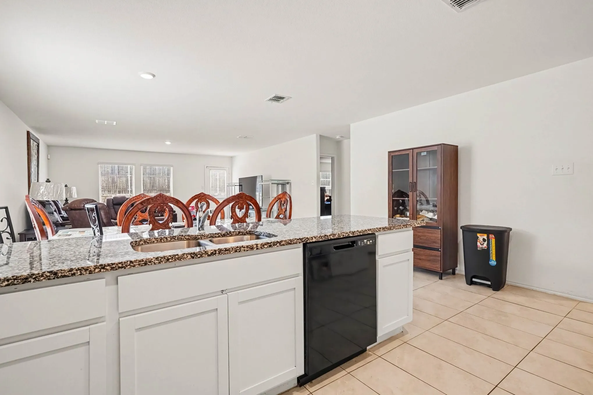 Single Family Residence For Sale in Tarrant County , 2908 Roy Road, Fort Worth, Texas 76119, 3 Bedroom, 2 Bathroom, 2 Garage spaces, 1,464 Sqft, built in 2023, mls#21386812, Real Estate Agent in Fort Worth, Homes For Sale in Tarrant county, Homes For Sale in Fort Worth, Realtor in Fort Worth Texas, Real Estate Brokerage Independent Realty Texas, Luminita Cordes Realtor