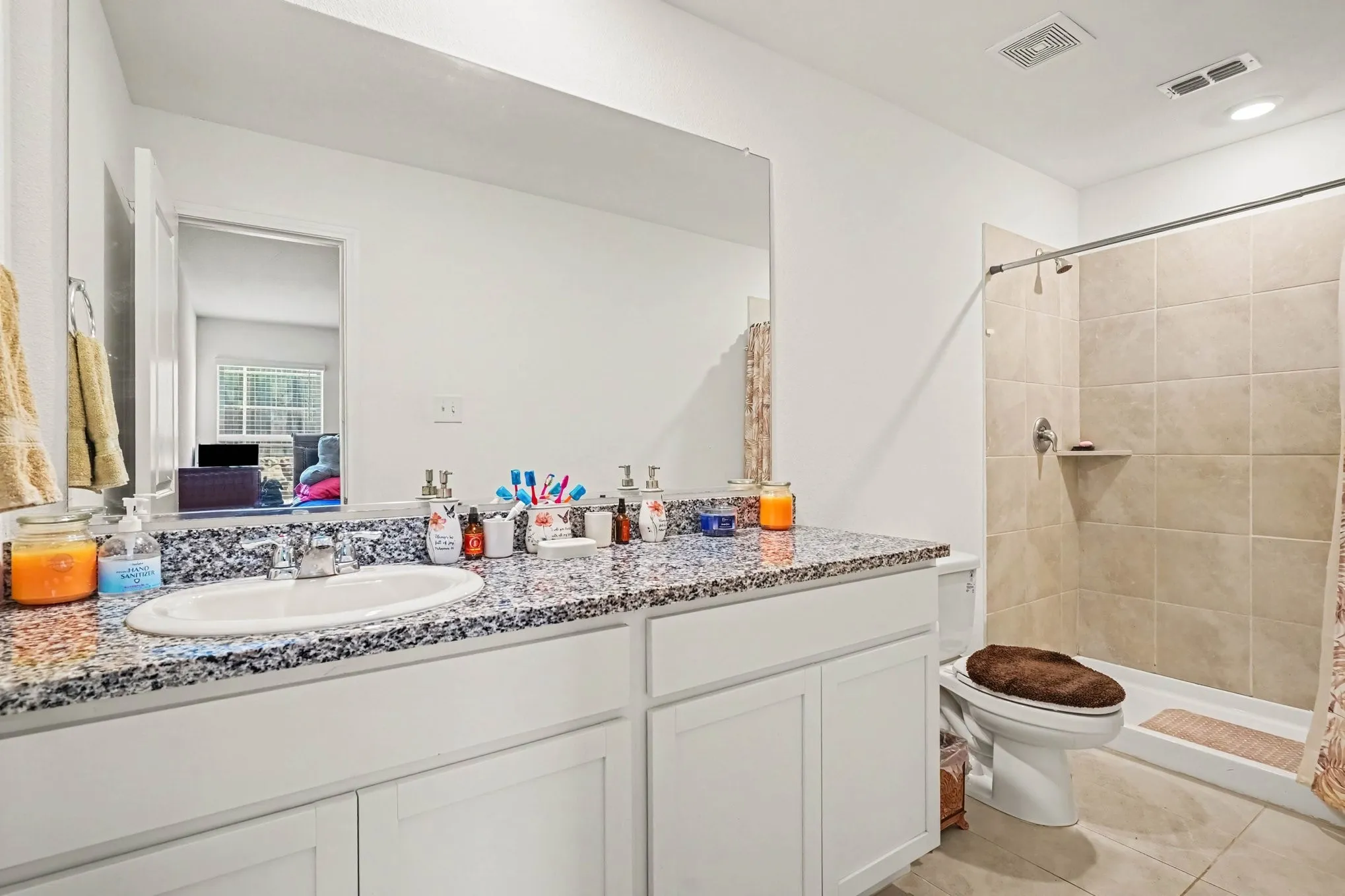 Single Family Residence For Sale in Tarrant County , 2908 Roy Road, Fort Worth, Texas 76119, 3 Bedroom, 2 Bathroom, 2 Garage spaces, 1,464 Sqft, built in 2023, mls#21386812, Real Estate Agent in Fort Worth, Homes For Sale in Tarrant county, Homes For Sale in Fort Worth, Realtor in Fort Worth Texas, Real Estate Brokerage Independent Realty Texas, Luminita Cordes Realtor