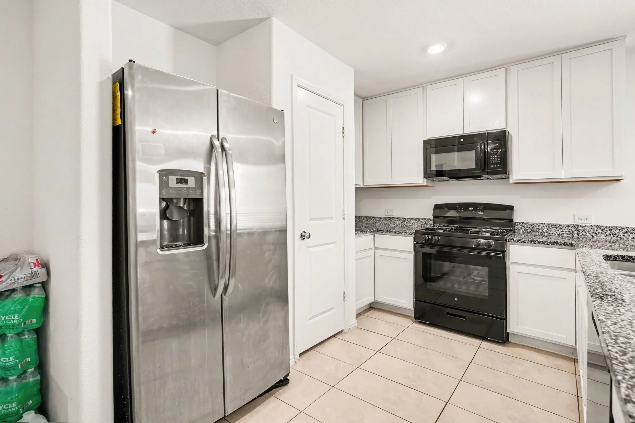 Single Family Residence For Sale in Tarrant County , 2908 Roy Road, Fort Worth, Texas 76119, 3 Bedroom, 2 Bathroom, 2 Garage spaces, 1,464 Sqft, built in 2023, mls#21386812, Real Estate Agent in Fort Worth, Homes For Sale in Tarrant county, Homes For Sale in Fort Worth, Realtor in Fort Worth Texas, Real Estate Brokerage Independent Realty Texas, Luminita Cordes Realtor