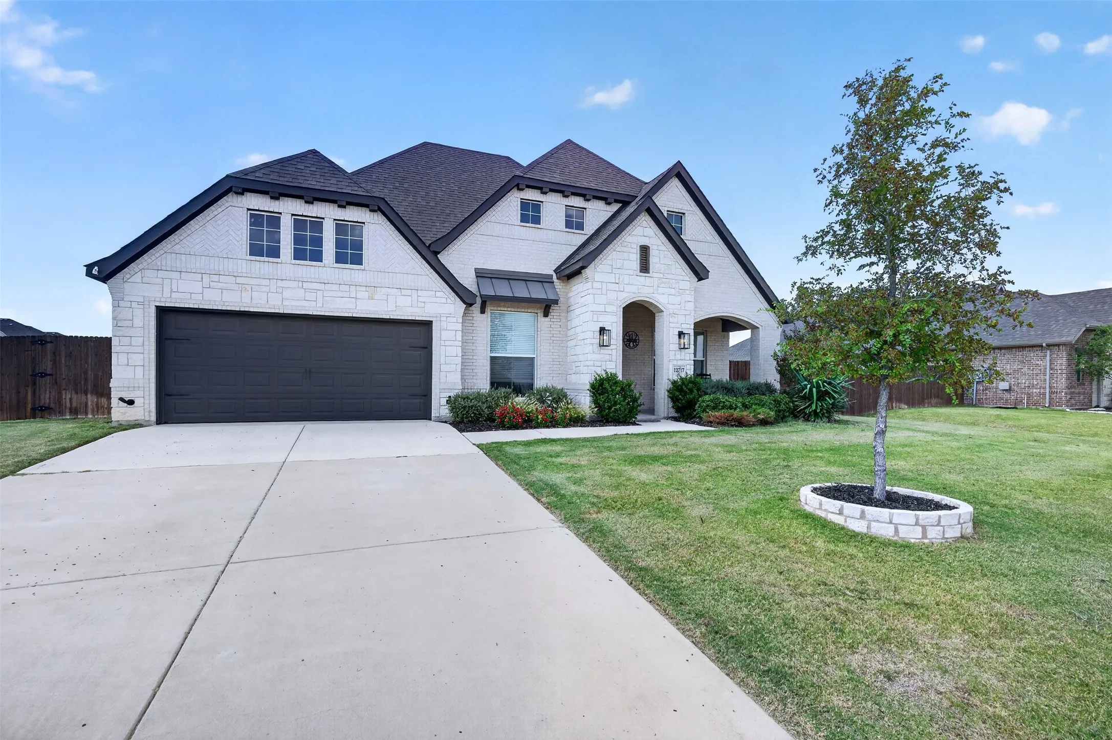 Single Family Residence For Sale in Johnson County , 12717 Caliber Drive, Godley, Texas 76044, 4 Bedroom, 3 Bathroom, 2 Garage spaces, 2,619 Sqft, built in 2022, mls#21390816, Real Estate Agent in Godley, Homes For Sale in Johnson county, Homes For Sale in Godley, Realtor in Godley Texas, Real Estate Brokerage Independent Realty Texas, Luminita Cordes Realtor
