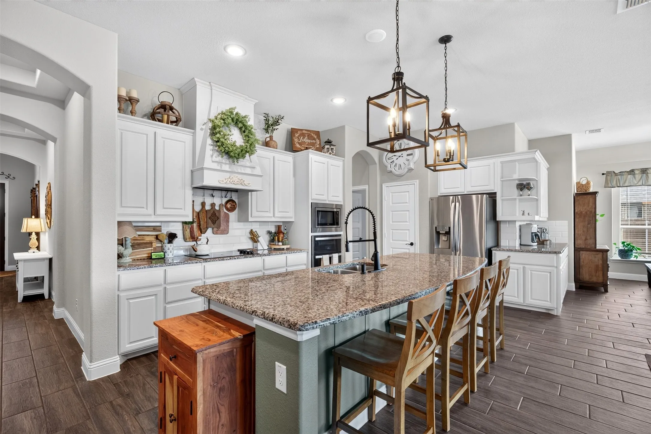 Single Family Residence For Sale in Johnson County , 12717 Caliber Drive, Godley, Texas 76044, 4 Bedroom, 3 Bathroom, 2 Garage spaces, 2,619 Sqft, built in 2022, mls#21390816, Real Estate Agent in Godley, Homes For Sale in Johnson county, Homes For Sale in Godley, Realtor in Godley Texas, Real Estate Brokerage Independent Realty Texas, Luminita Cordes Realtor