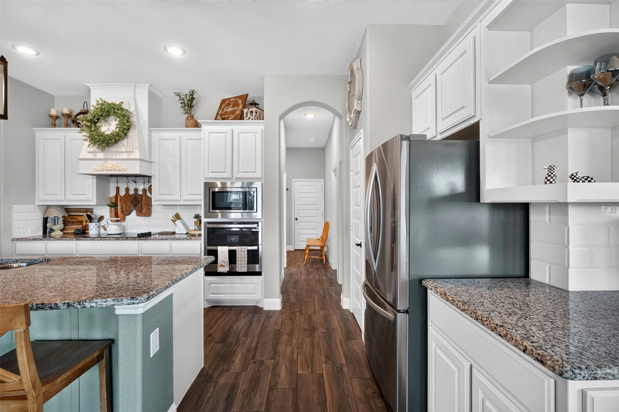 Single Family Residence For Sale in Johnson County , 12717 Caliber Drive, Godley, Texas 76044, 4 Bedroom, 3 Bathroom, 2 Garage spaces, 2,619 Sqft, built in 2022, mls#21390816, Real Estate Agent in Godley, Homes For Sale in Johnson county, Homes For Sale in Godley, Realtor in Godley Texas, Real Estate Brokerage Independent Realty Texas, Luminita Cordes Realtor