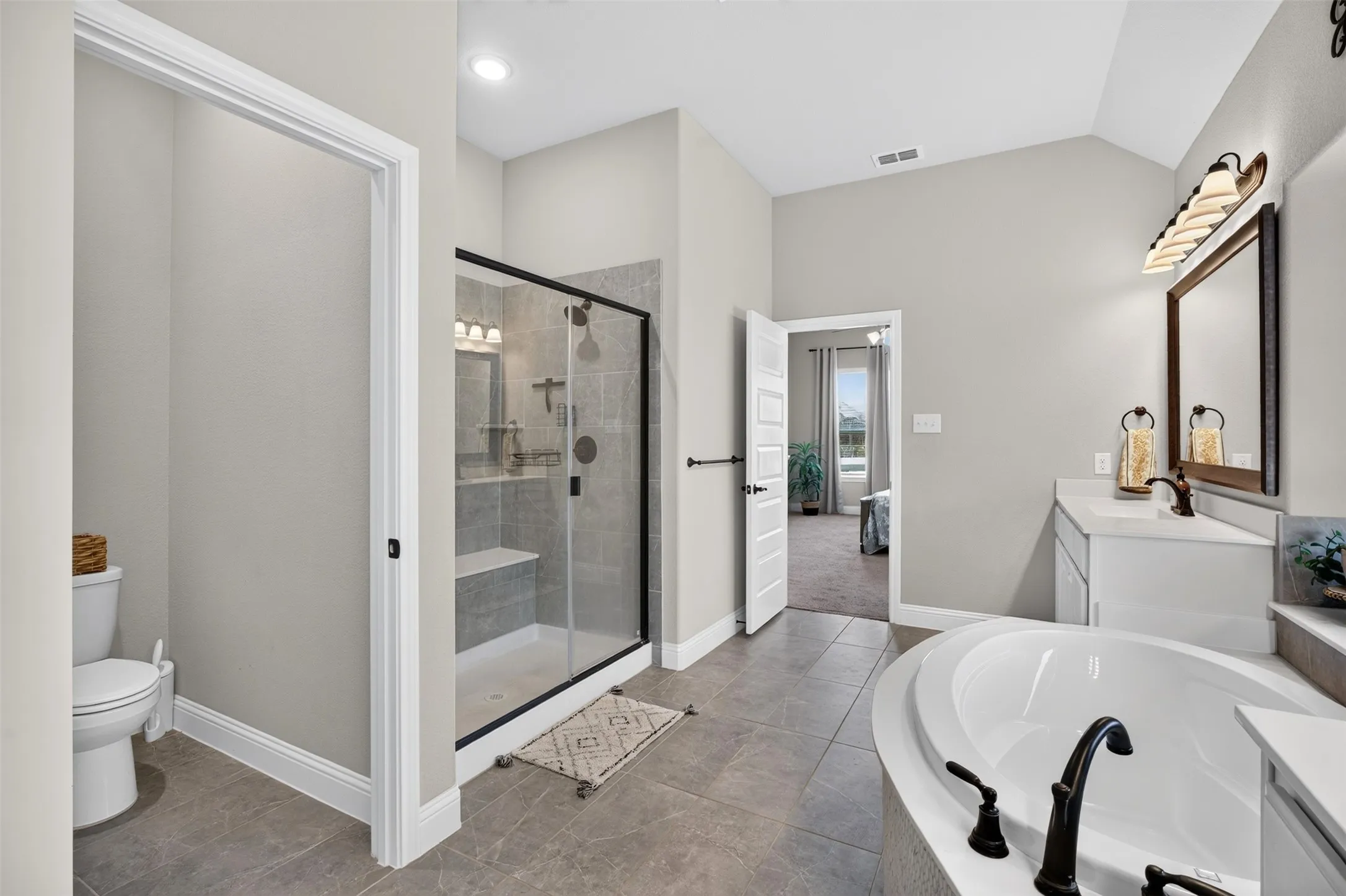 Single Family Residence For Sale in Johnson County , 12717 Caliber Drive, Godley, Texas 76044, 4 Bedroom, 3 Bathroom, 2 Garage spaces, 2,619 Sqft, built in 2022, mls#21390816, Real Estate Agent in Godley, Homes For Sale in Johnson county, Homes For Sale in Godley, Realtor in Godley Texas, Real Estate Brokerage Independent Realty Texas, Luminita Cordes Realtor