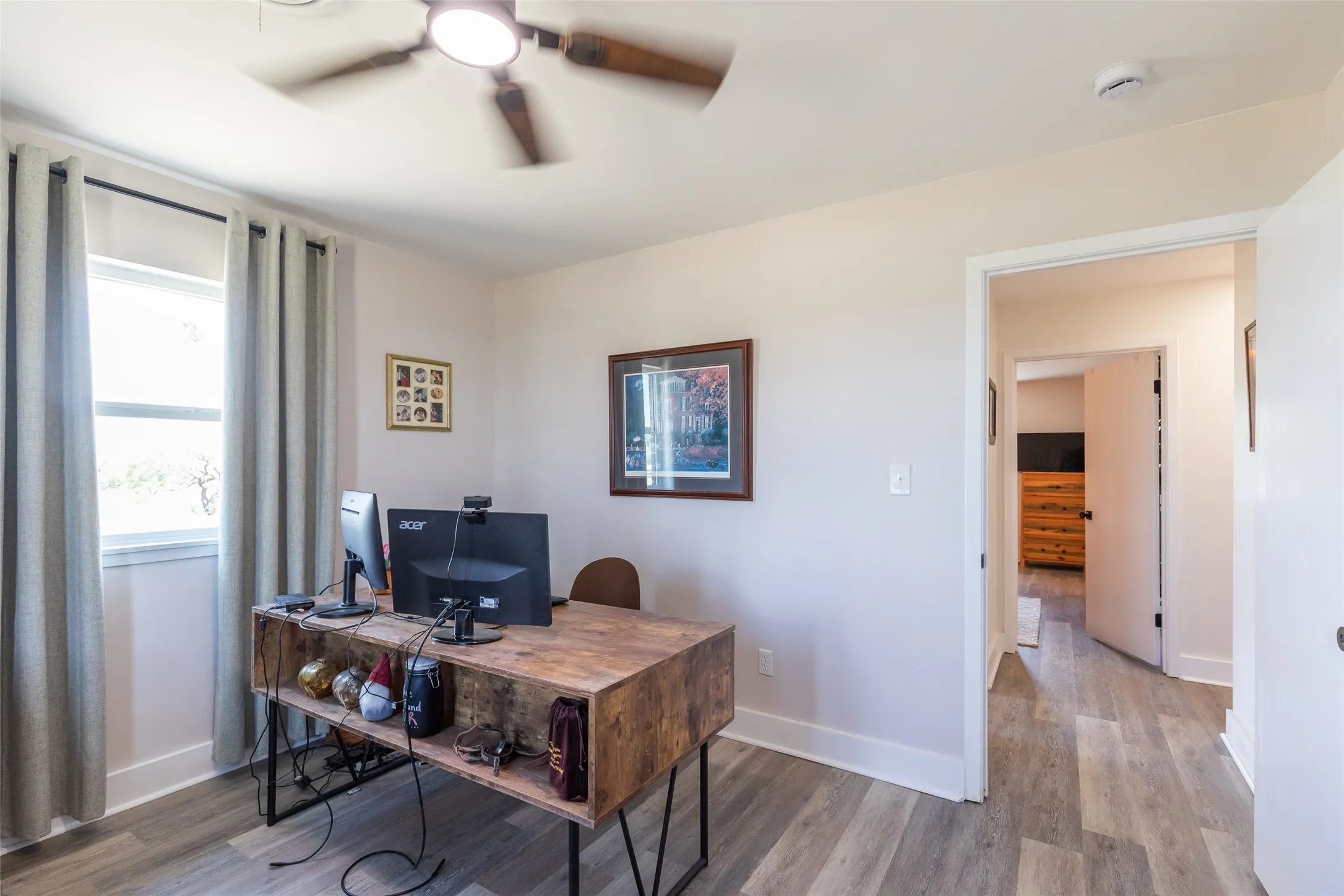 Single Family Residence For Sale in Throckmorton County , 707 W Chestnut Street, Throckmorton, Texas 76483, 3 Bedroom, 2 Bathroom, 2 Garage spaces, 1,842 Sqft, built in 1964, mls#21390789, Real Estate Agent in Throckmorton, Homes For Sale in Throckmorton county, Homes For Sale in Throckmorton, Realtor in Throckmorton Texas, Real Estate Brokerage Independent Realty Texas, Luminita Cordes Realtor