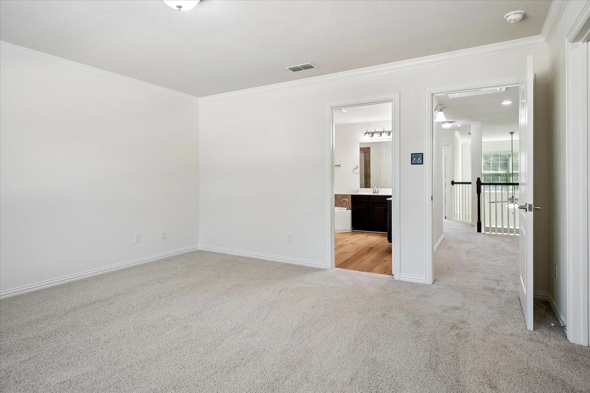 Townhouse For Sale in Tarrant County , 6940 Pascal Way, Fort Worth, Texas 76137, 2 Bedroom, 3 Bathroom, 2 Garage spaces, 1,388 Sqft, built in 2015, mls#21389355, Real Estate Agent in Fort Worth, Homes For Sale in Tarrant county, Homes For Sale in Fort Worth, Realtor in Fort Worth Texas, Real Estate Brokerage Independent Realty Texas, Luminita Cordes Realtor