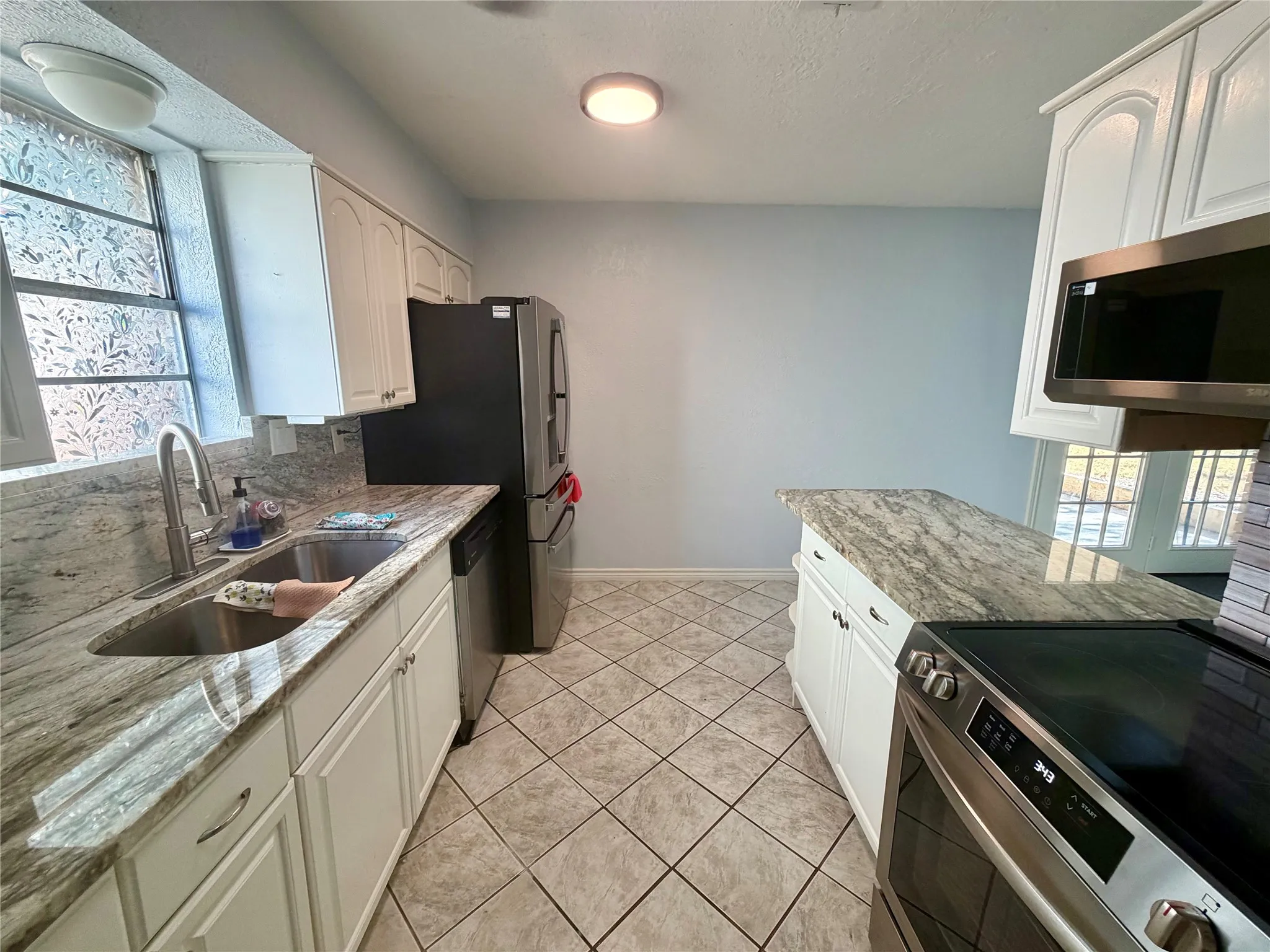 Single Family Residence For Rent in Denton County , 608 Coronado Drive, Denton, Texas 76209, 3 Bedroom, 2 Bathroom, 2 Garage spaces, 1,364 Sqft, built in 1972, mls#21390741, Real Estate Agent in Denton, Homes For Rent in Denton county, Homes For Rent in Denton, Realtor in Denton Texas, Real Estate Brokerage Independent Realty Texas, Luminita Cordes Realtor