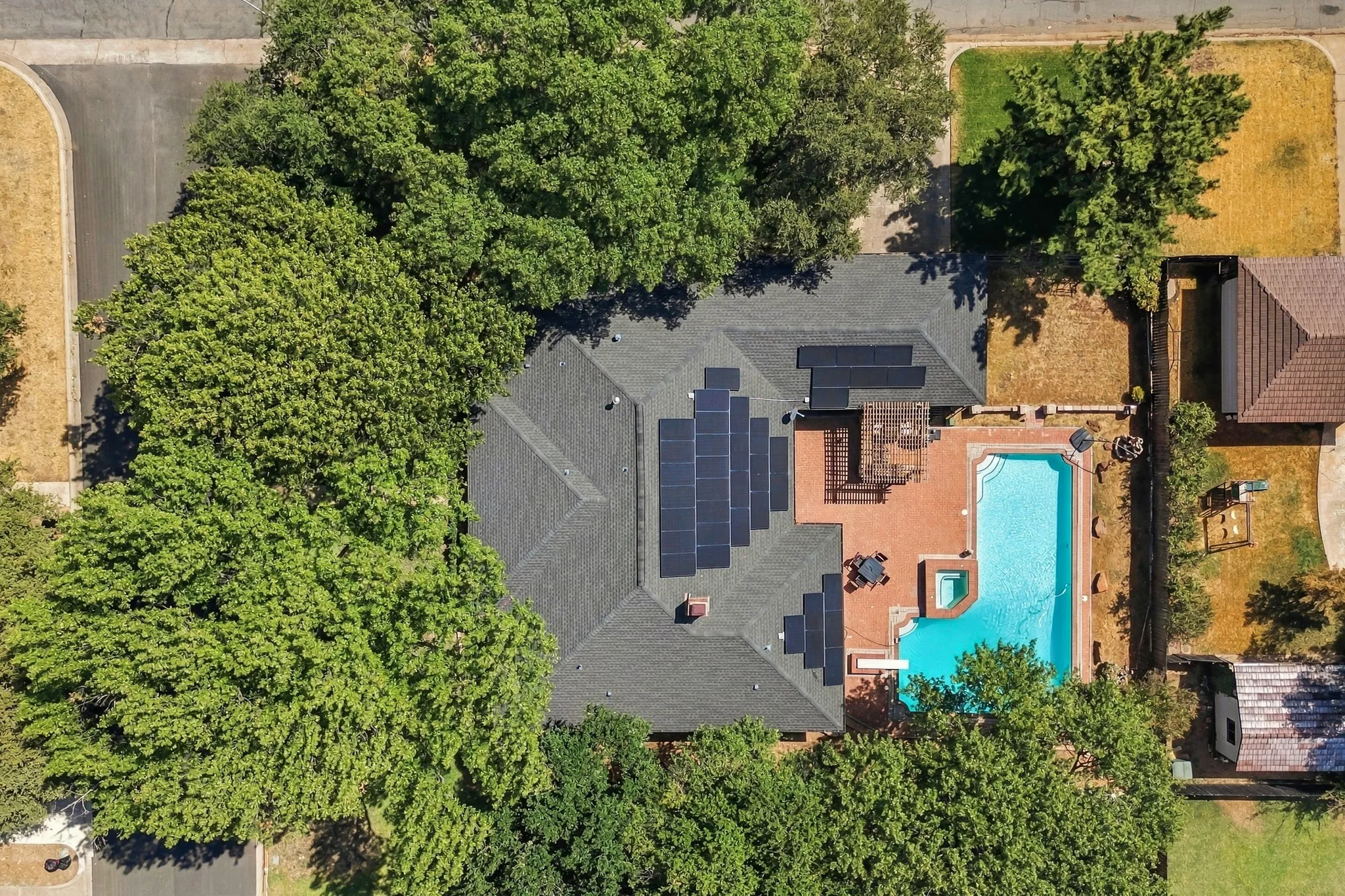 Single Family Residence For Sale in Tarrant County , 6440 Devonshire Drive, North Richland Hills, Texas 76180, 4 Bedroom, 3 Bathroom, 2 Garage spaces, 2,462 Sqft, built in 1976, mls#21384256, Real Estate Agent in North Richland Hills, Homes For Sale in Tarrant county, Homes For Sale in North Richland Hills, Realtor in North Richland Hills Texas, Real Estate Brokerage Independent Realty Texas, Luminita Cordes Realtor