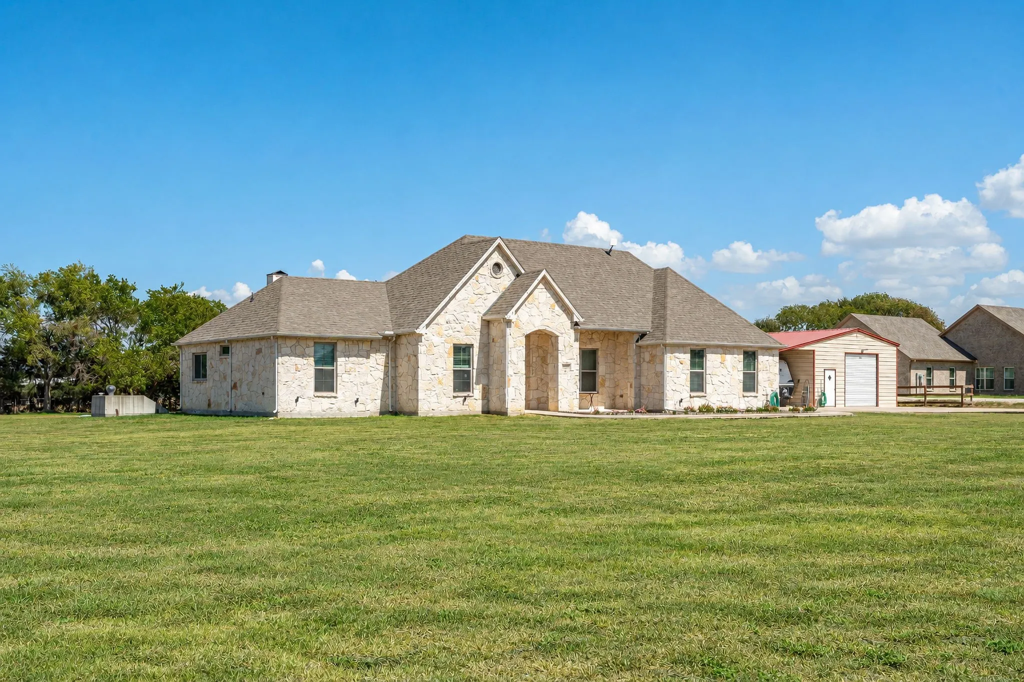 Single Family Residence For Sale in Collin County , 10133 Private Road 5393, Princeton, Texas 75407, 4 Bedroom, 3 Bathroom, 3 Garage spaces, 2,580 Sqft, built in 2018, mls#21388314, Real Estate Agent in Princeton, Homes For Sale in Collin county, Homes For Sale in Princeton, Realtor in Princeton Texas, Real Estate Brokerage Independent Realty Texas, Luminita Cordes Realtor