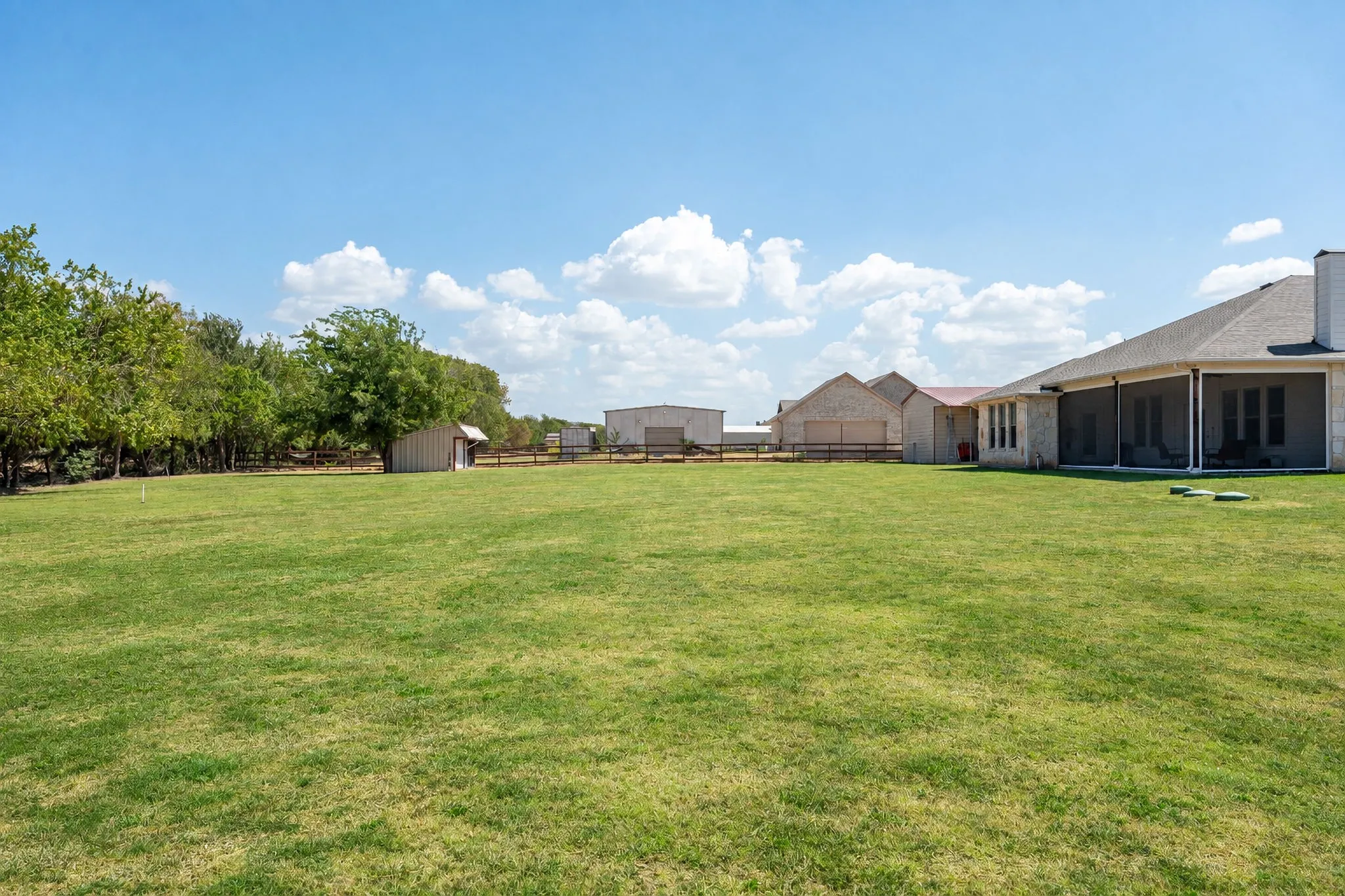 Single Family Residence For Sale in Collin County , 10133 Private Road 5393, Princeton, Texas 75407, 4 Bedroom, 3 Bathroom, 3 Garage spaces, 2,580 Sqft, built in 2018, mls#21388314, Real Estate Agent in Princeton, Homes For Sale in Collin county, Homes For Sale in Princeton, Realtor in Princeton Texas, Real Estate Brokerage Independent Realty Texas, Luminita Cordes Realtor