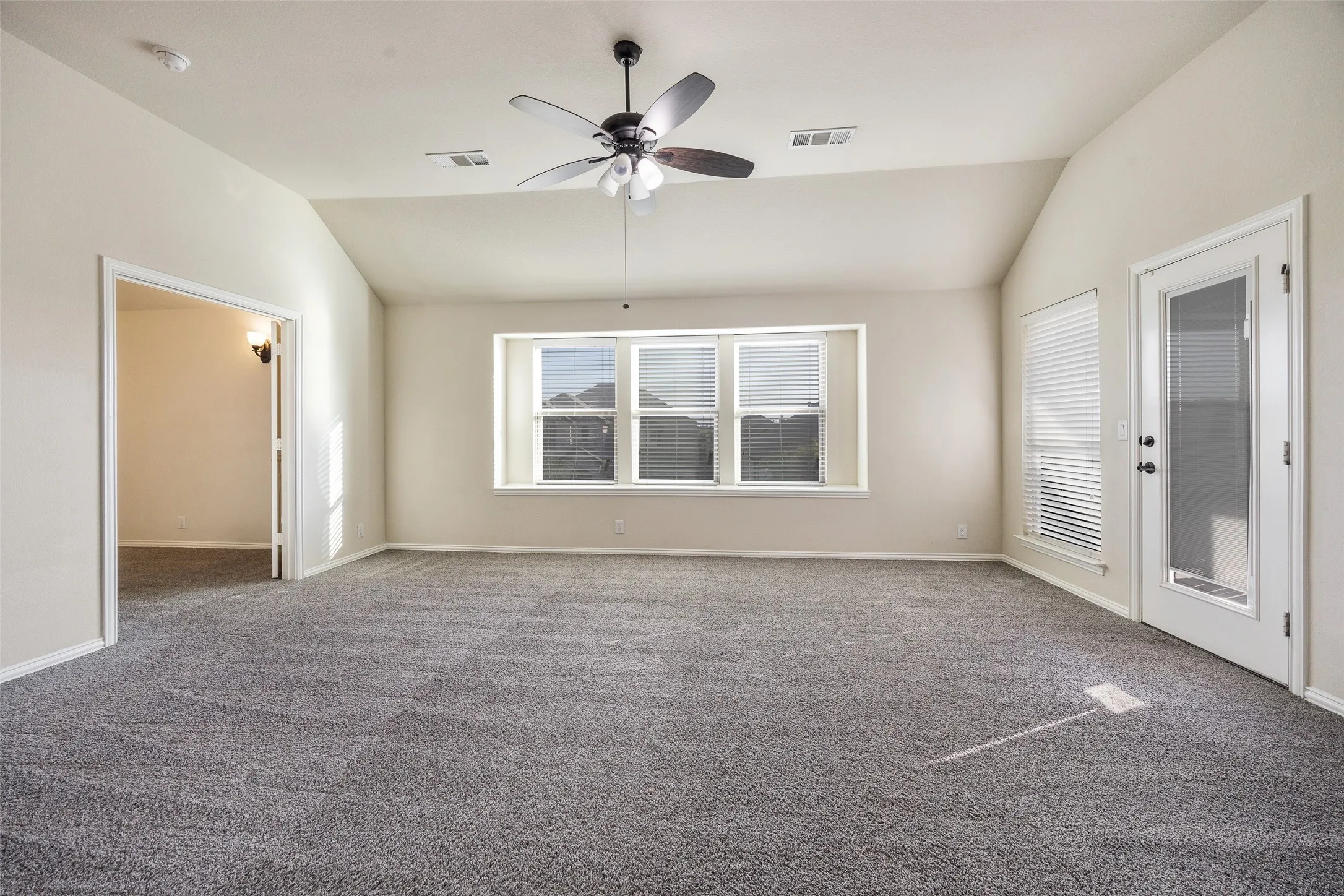 Vacant Upstairs 2nd Living/Loft
