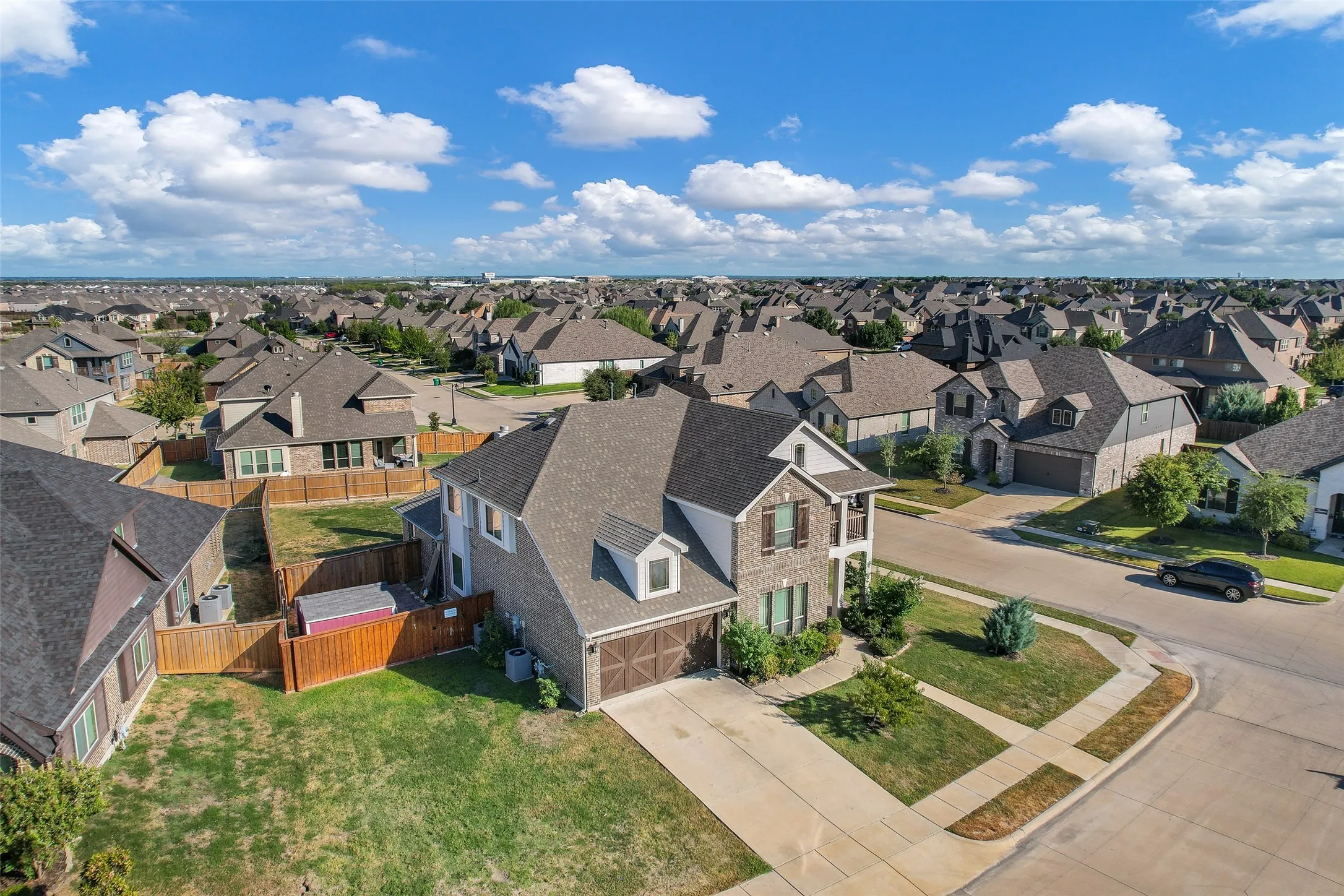 Single Family Residence For Sale in Kaufman County , 1817 Ramsgate Road, Forney, Texas 75126, 4 Bedroom, 4 Bathroom, 2 Garage spaces, 3,606 Sqft, built in 2018, mls#21389054, Real Estate Agent in Forney, Homes For Sale in Kaufman county, Homes For Sale in Forney, Realtor in Forney Texas, Real Estate Brokerage Independent Realty Texas, Luminita Cordes Realtor