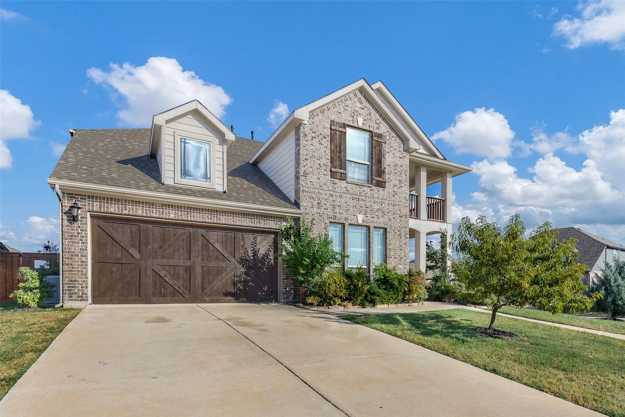 Single Family Residence For Sale in Kaufman County , 1817 Ramsgate Road, Forney, Texas 75126, 4 Bedroom, 4 Bathroom, 2 Garage spaces, 3,606 Sqft, built in 2018, mls#21389054, Real Estate Agent in Forney, Homes For Sale in Kaufman county, Homes For Sale in Forney, Realtor in Forney Texas, Real Estate Brokerage Independent Realty Texas, Luminita Cordes Realtor