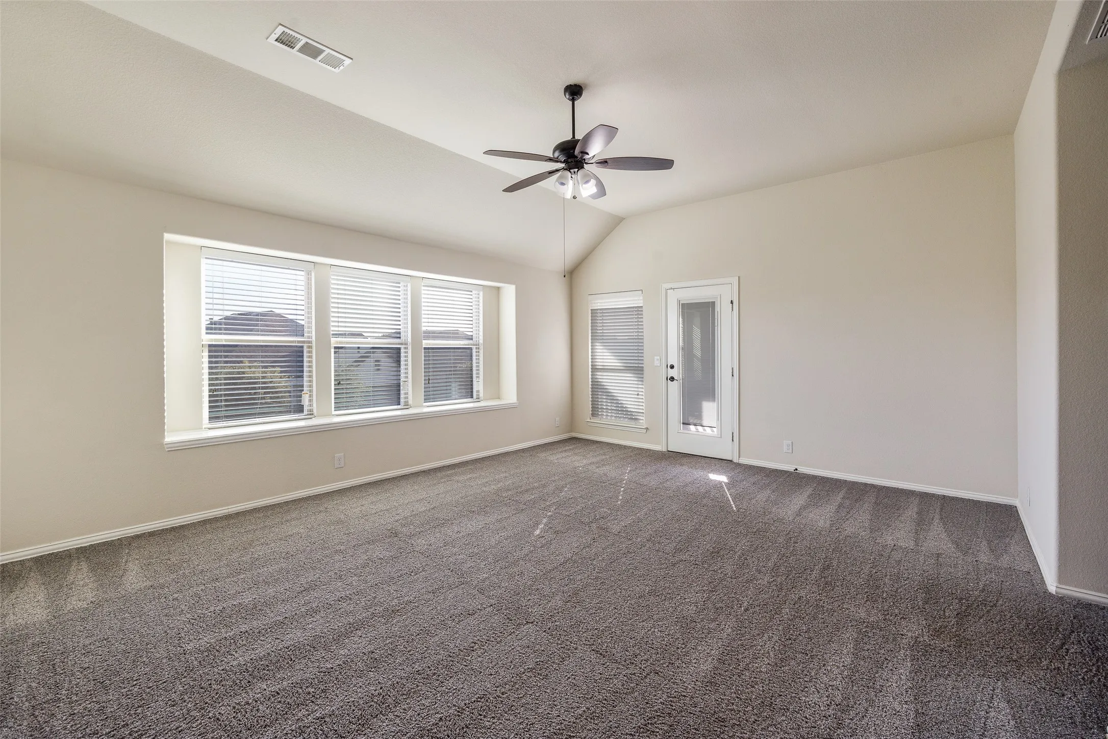 Vacant Upstairs 2nd Living/Loft