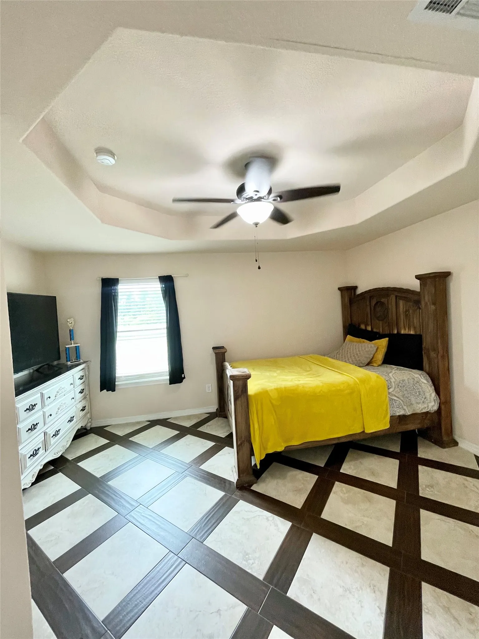 Single Family Residence For Rent in Hunt County , 1581 County Road 1079, Greenville, Texas 75401, 3 Bedroom, 2 Bathroom, Garage spaces, 1,340 Sqft, built in 2017, mls#21390865, Real Estate Agent in Greenville, Homes For Rent in Hunt county, Homes For Rent in Greenville, Realtor in Greenville Texas, Real Estate Brokerage Independent Realty Texas, Luminita Cordes Realtor