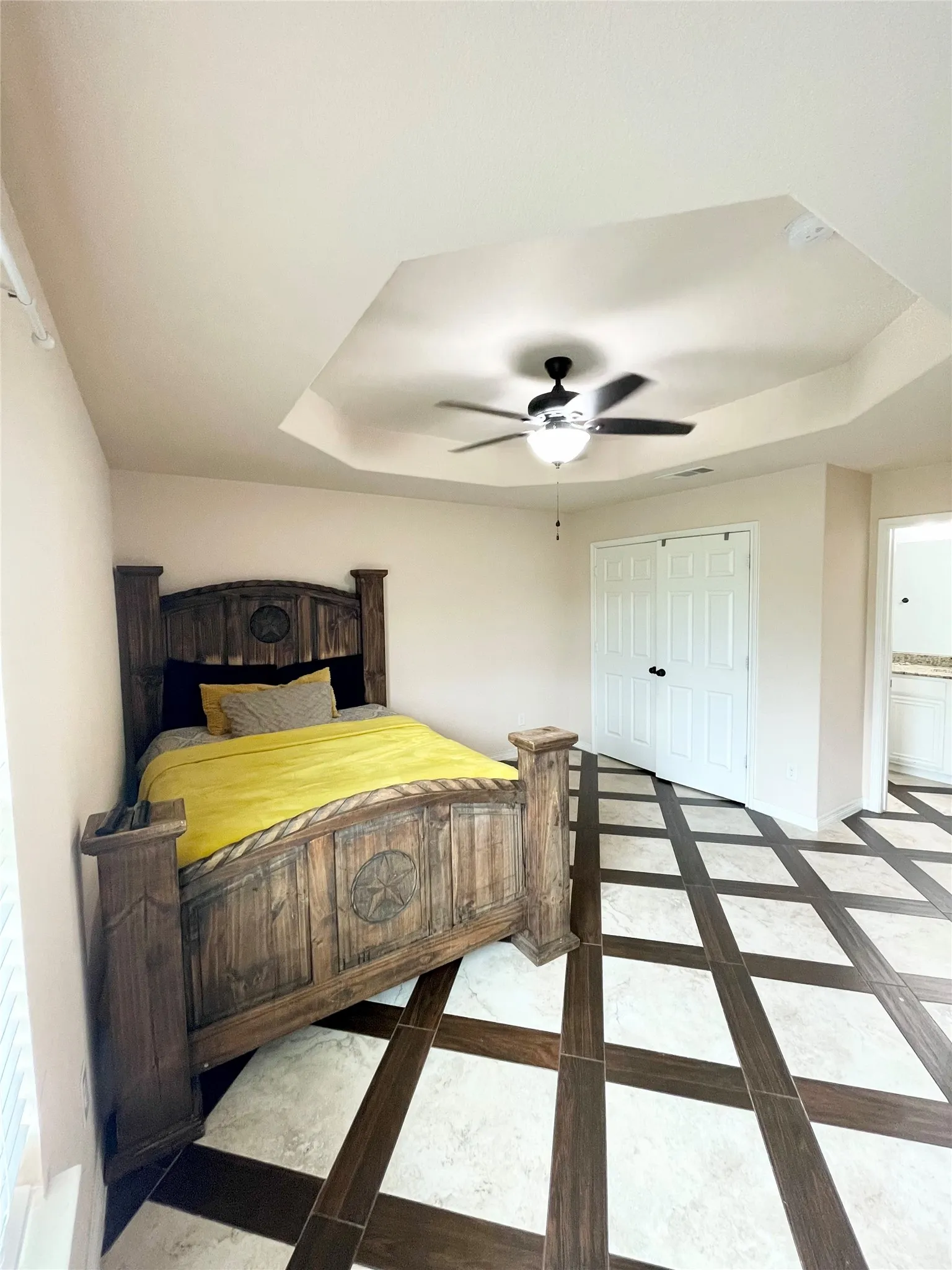 Single Family Residence For Rent in Hunt County , 1581 County Road 1079, Greenville, Texas 75401, 3 Bedroom, 2 Bathroom, Garage spaces, 1,340 Sqft, built in 2017, mls#21390865, Real Estate Agent in Greenville, Homes For Rent in Hunt county, Homes For Rent in Greenville, Realtor in Greenville Texas, Real Estate Brokerage Independent Realty Texas, Luminita Cordes Realtor