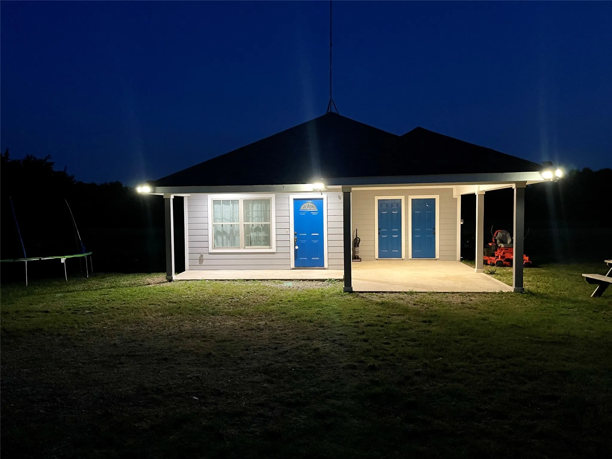 Single Family Residence For Rent in Hunt County , 1581 County Road 1079, Greenville, Texas 75401, 3 Bedroom, 2 Bathroom, Garage spaces, 1,340 Sqft, built in 2017, mls#21390865, Real Estate Agent in Greenville, Homes For Rent in Hunt county, Homes For Rent in Greenville, Realtor in Greenville Texas, Real Estate Brokerage Independent Realty Texas, Luminita Cordes Realtor